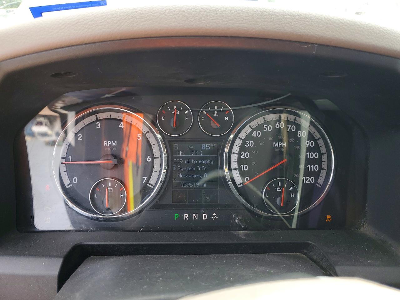 2009 Dodge Ram 1500 Silver vin: 1D3HB18P89S762795