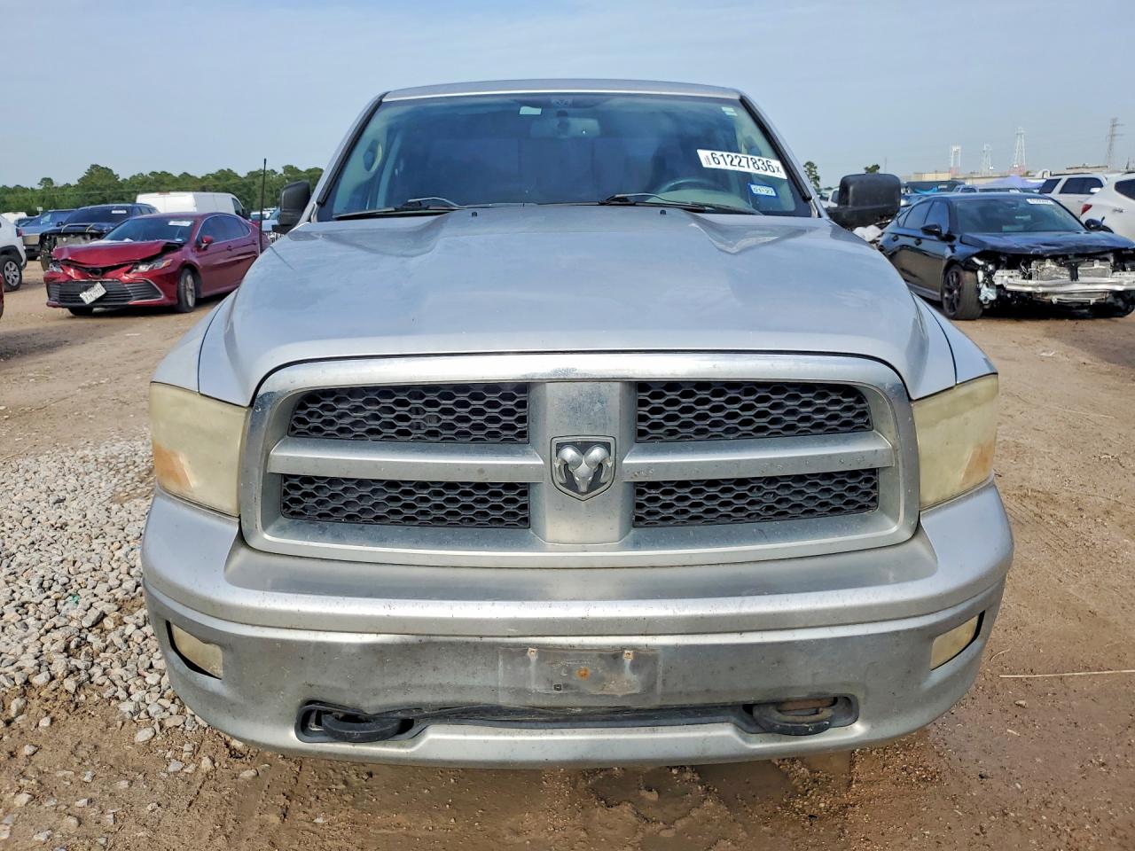 2009 Dodge Ram 1500 Silver vin: 1D3HB18P89S762795