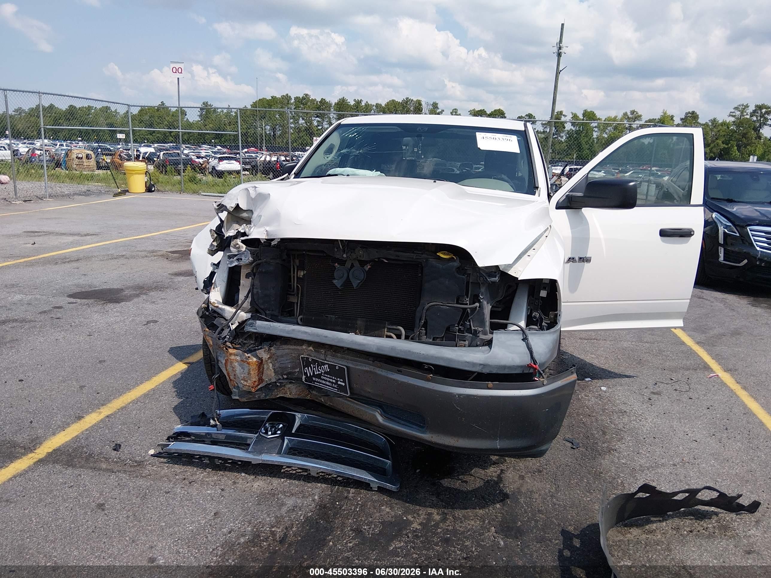 2009 Dodge Ram 1500 St White vin: 1D3HB18P89S776843