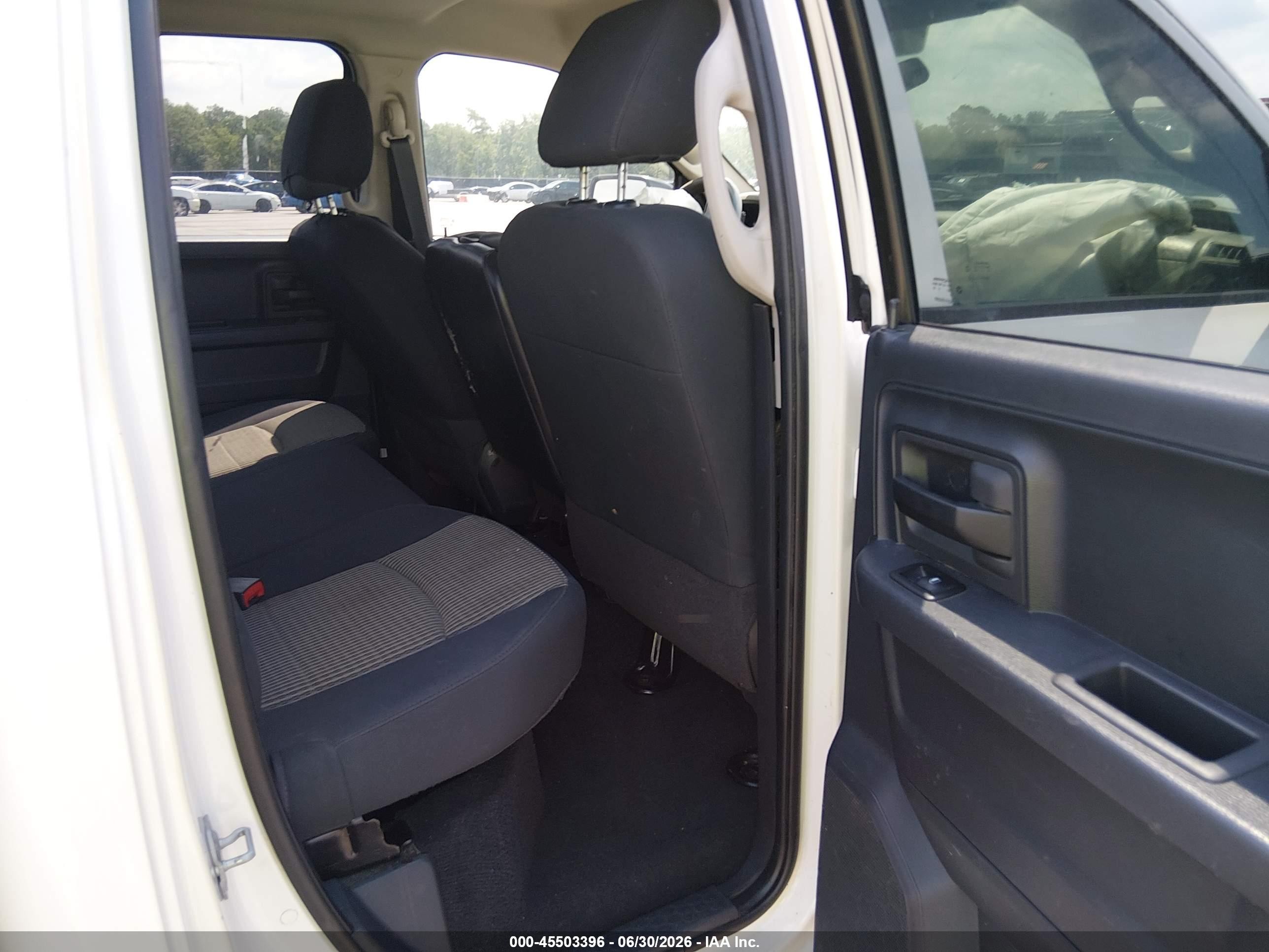 2009 Dodge Ram 1500 St White vin: 1D3HB18P89S776843