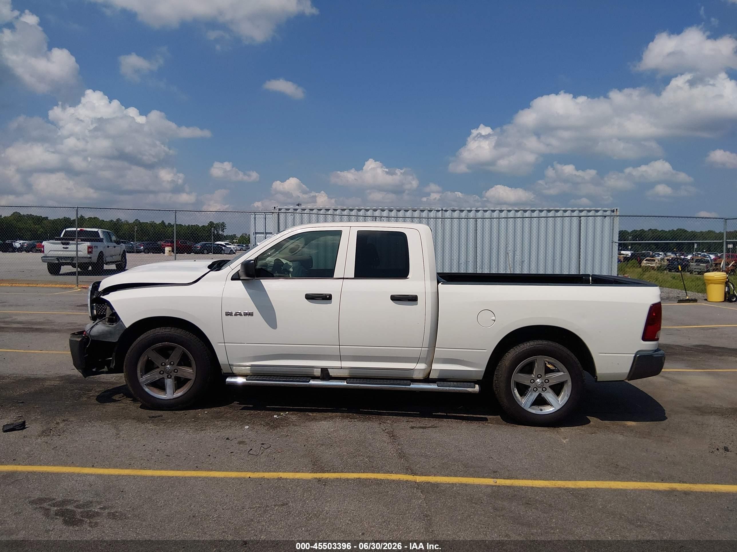 2009 Dodge Ram 1500 St White vin: 1D3HB18P89S776843