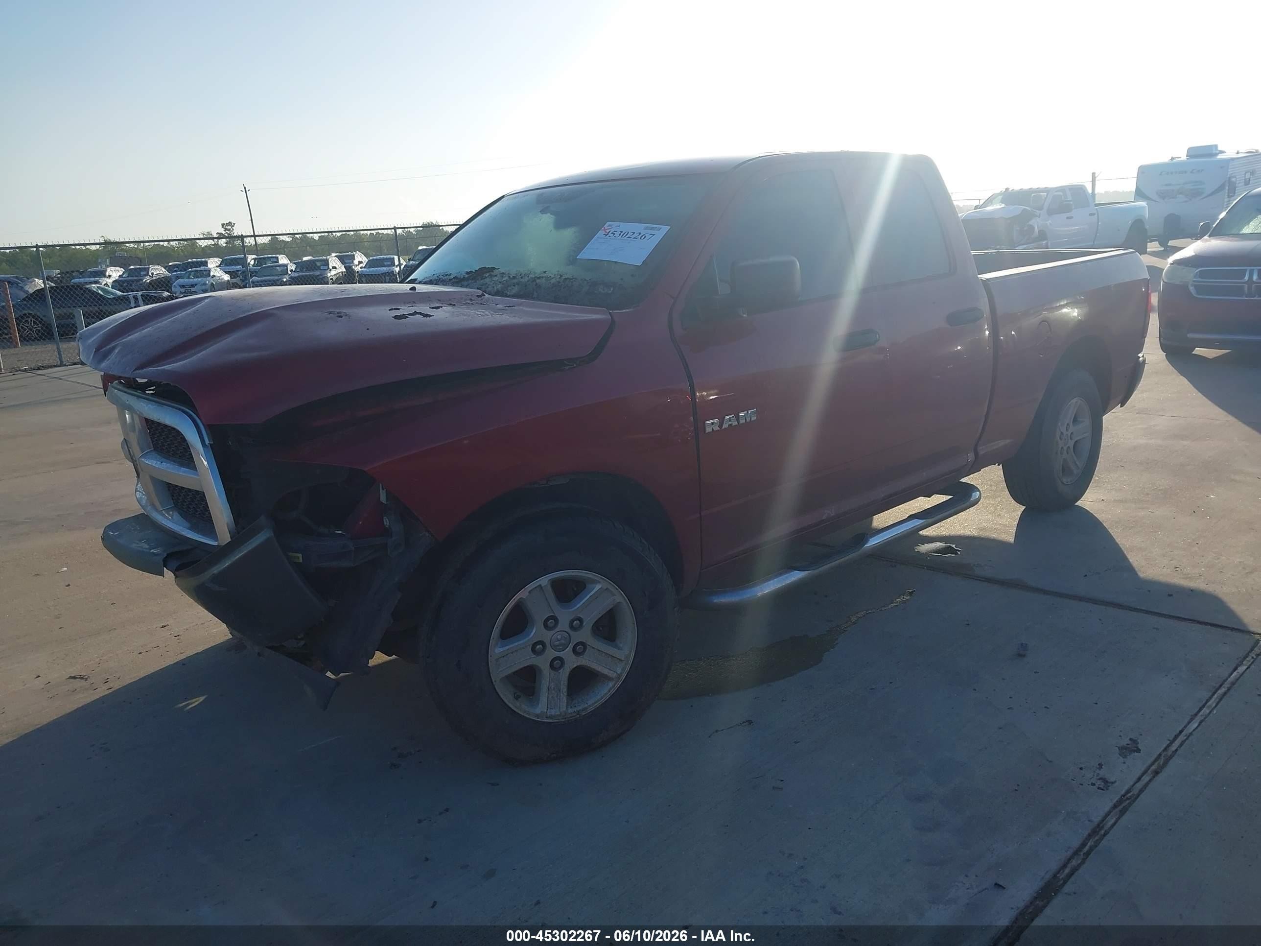 2009 Dodge Ram 1500 St Red vin: 1D3HB18P99S732415
