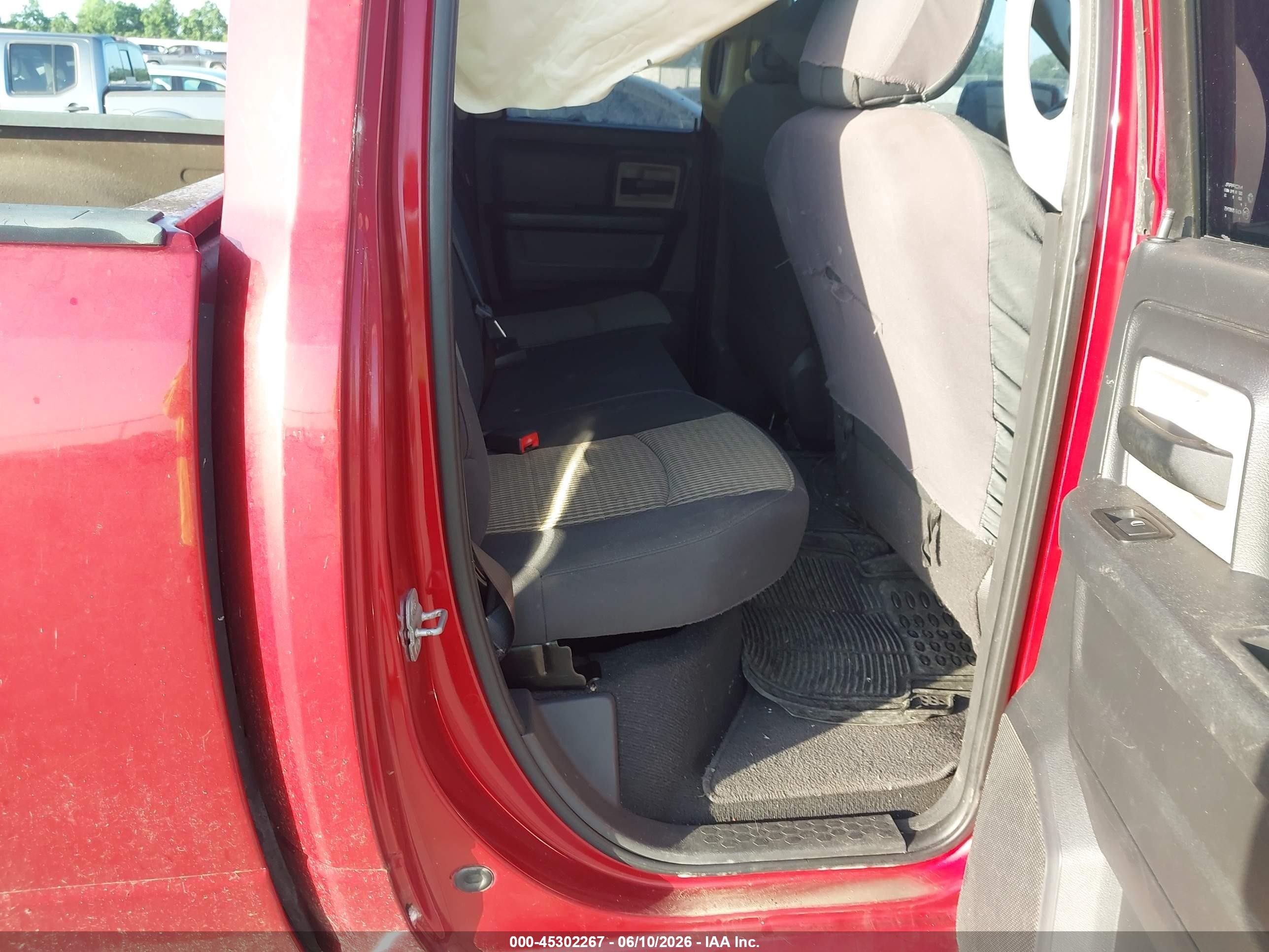 2009 Dodge Ram 1500 St Red vin: 1D3HB18P99S732415