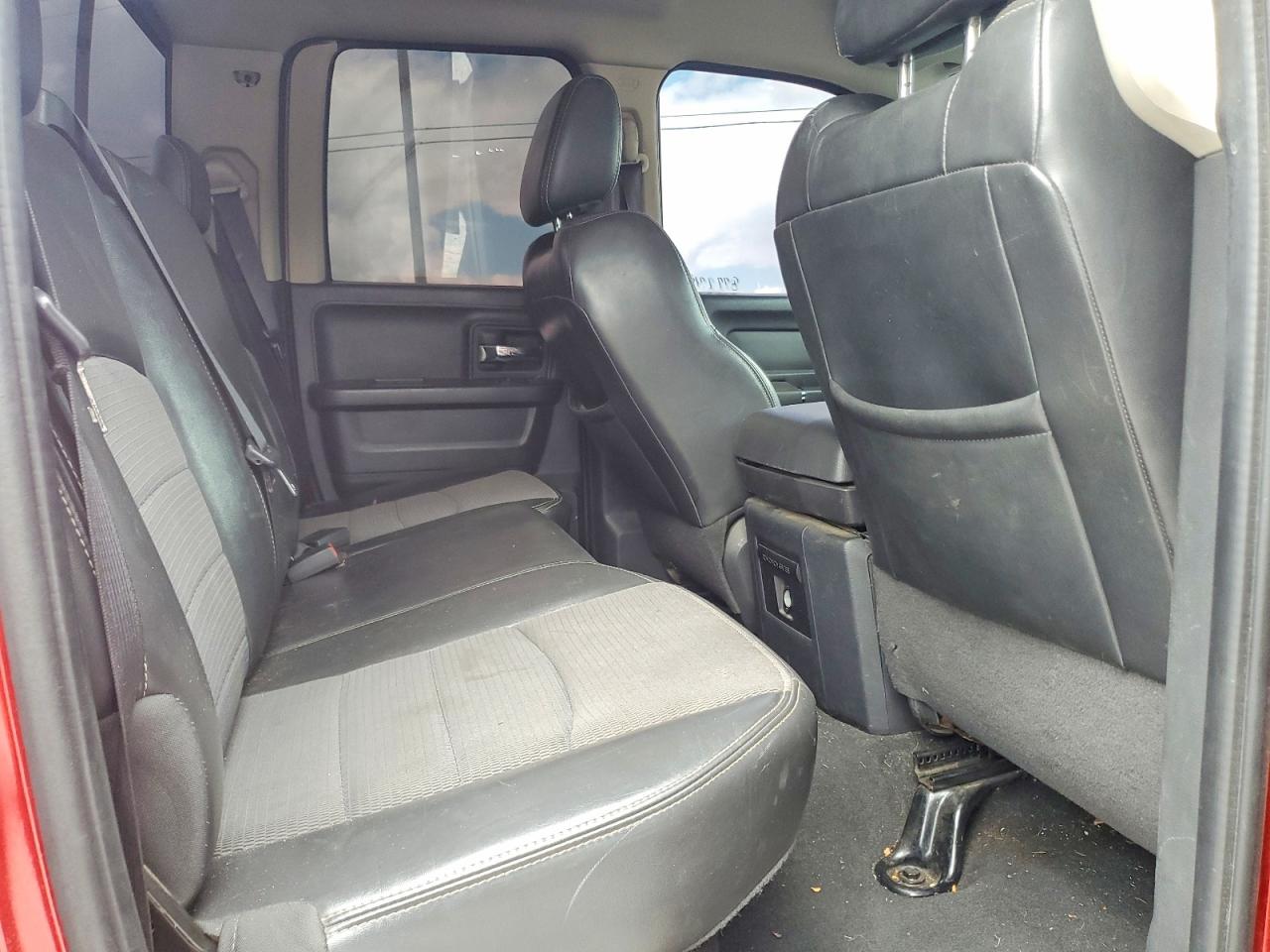 2009 Dodge Ram 1500 Красный vin: 1D3HB18T19S773134