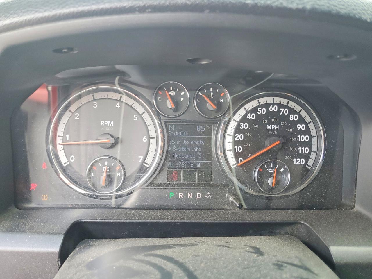 2009 Dodge Ram 1500 Красный vin: 1D3HB18T19S773134