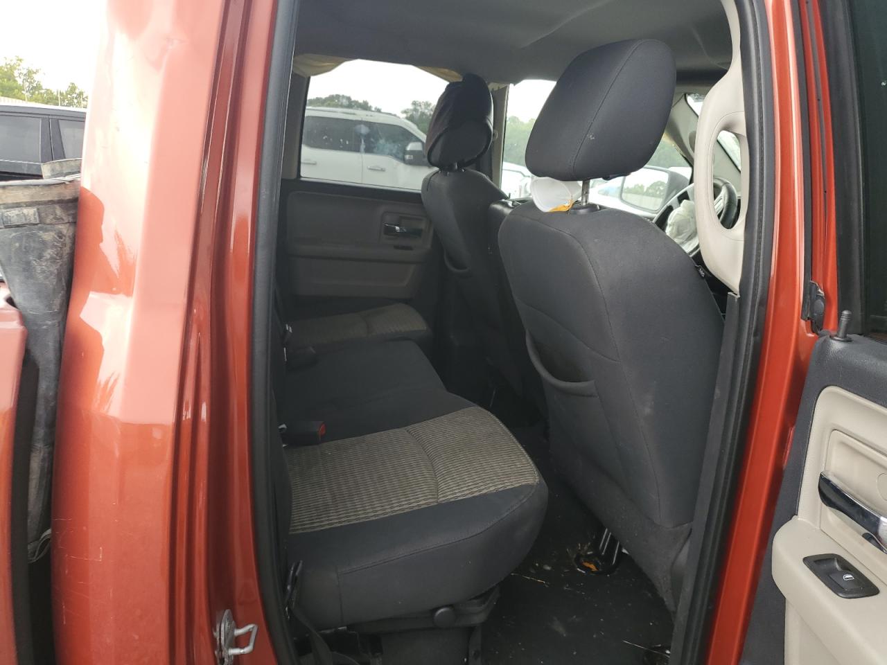 2009 Dodge Ram 1500 Orange vin: 1D3HB18T29S736545
