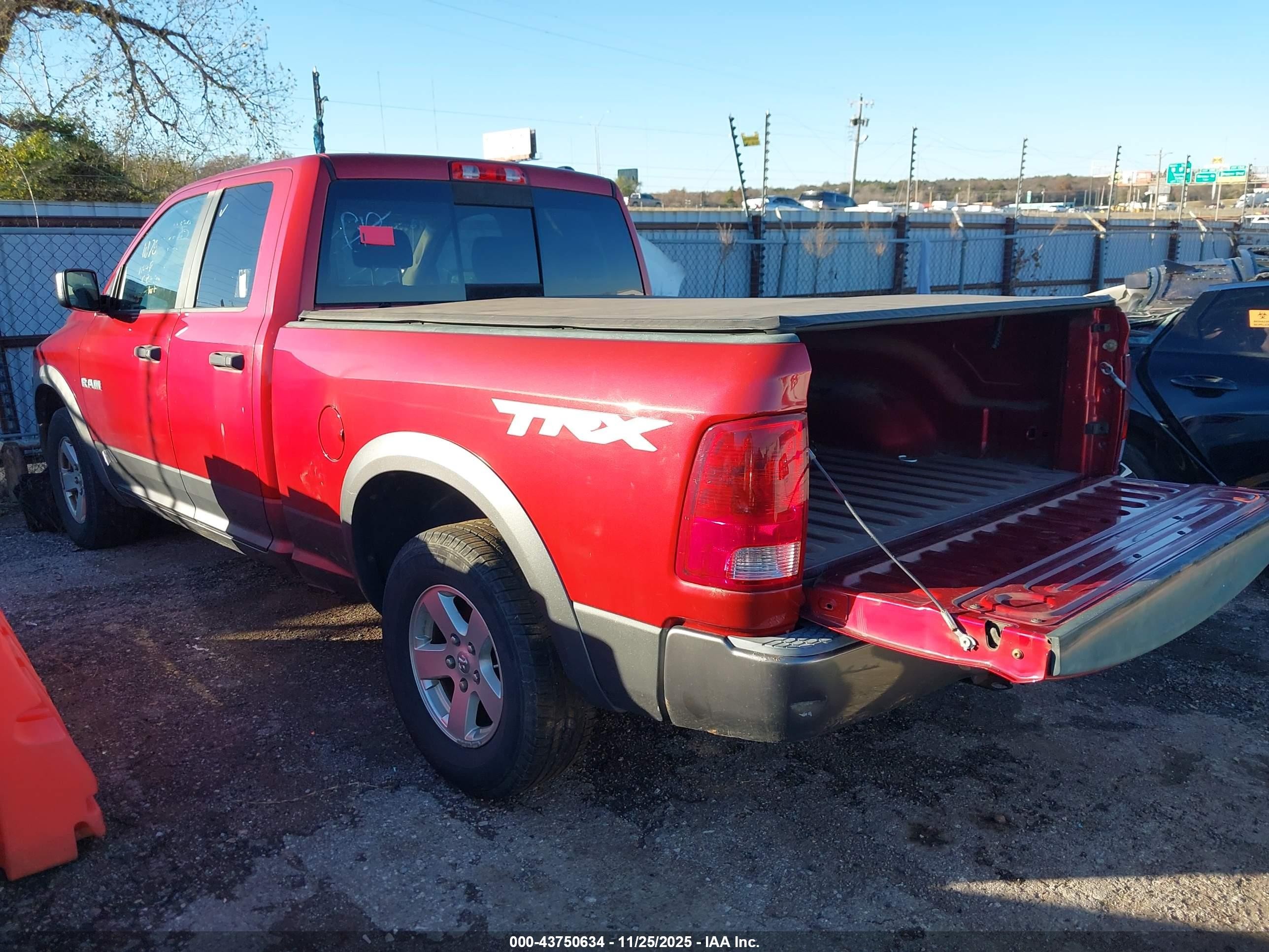 2009 Dodge Ram 1500 Slt/sport/trx Silver vin: 1D3HB18T59S757101