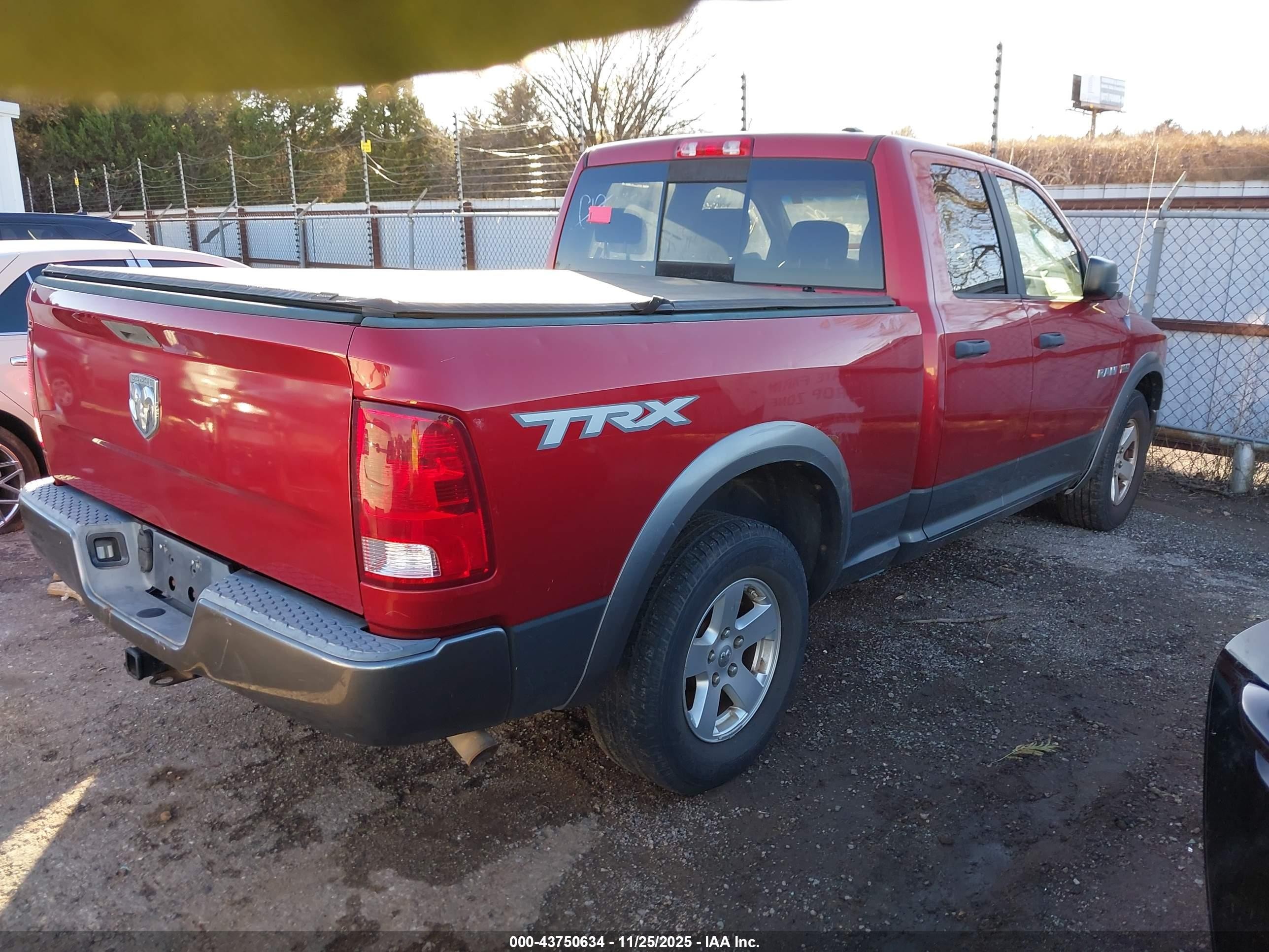 2009 Dodge Ram 1500 Slt/sport/trx Silver vin: 1D3HB18T59S757101