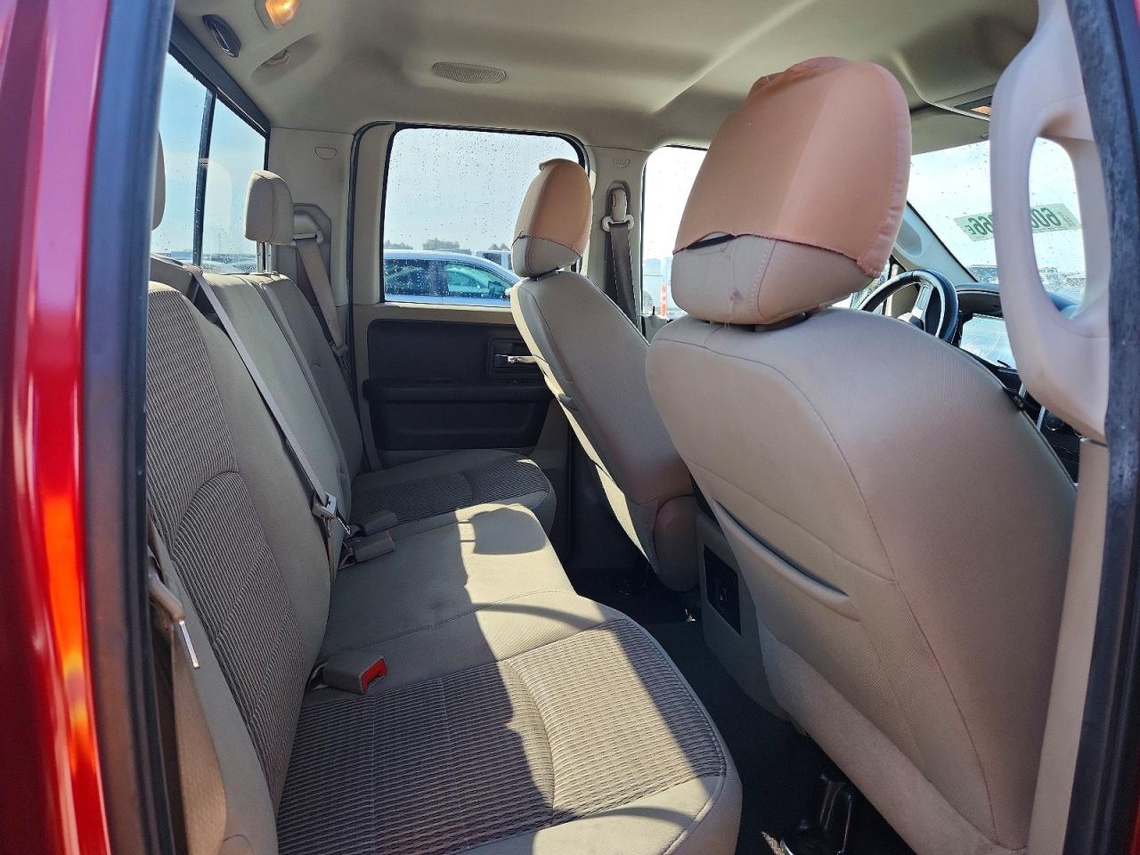 2009 Dodge Ram 1500 Red vin: 1D3HB18T69S737343