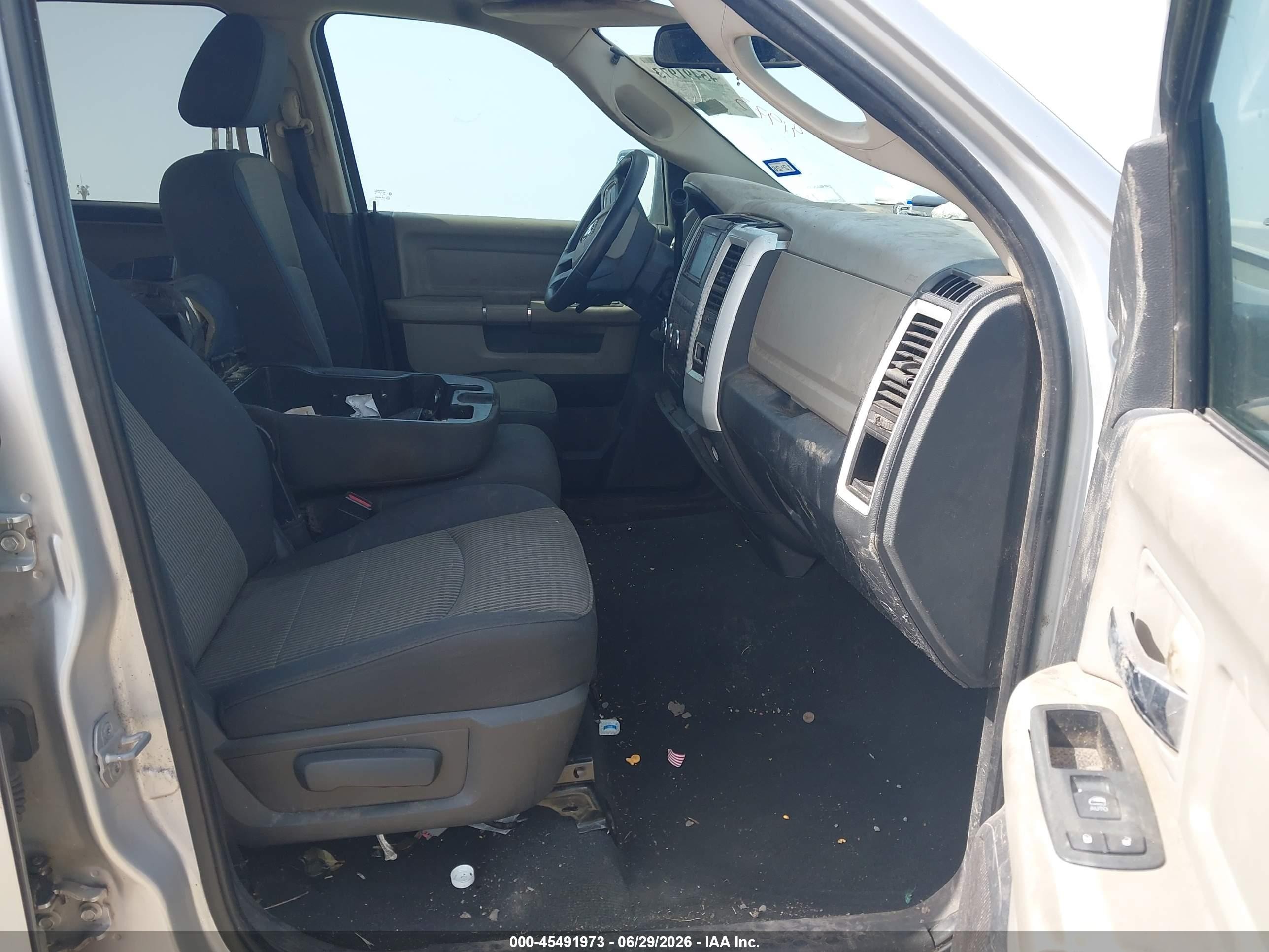 2009 Dodge Ram 1500 Slt/sport/trx Silver vin: 1D3HB18T79S767256
