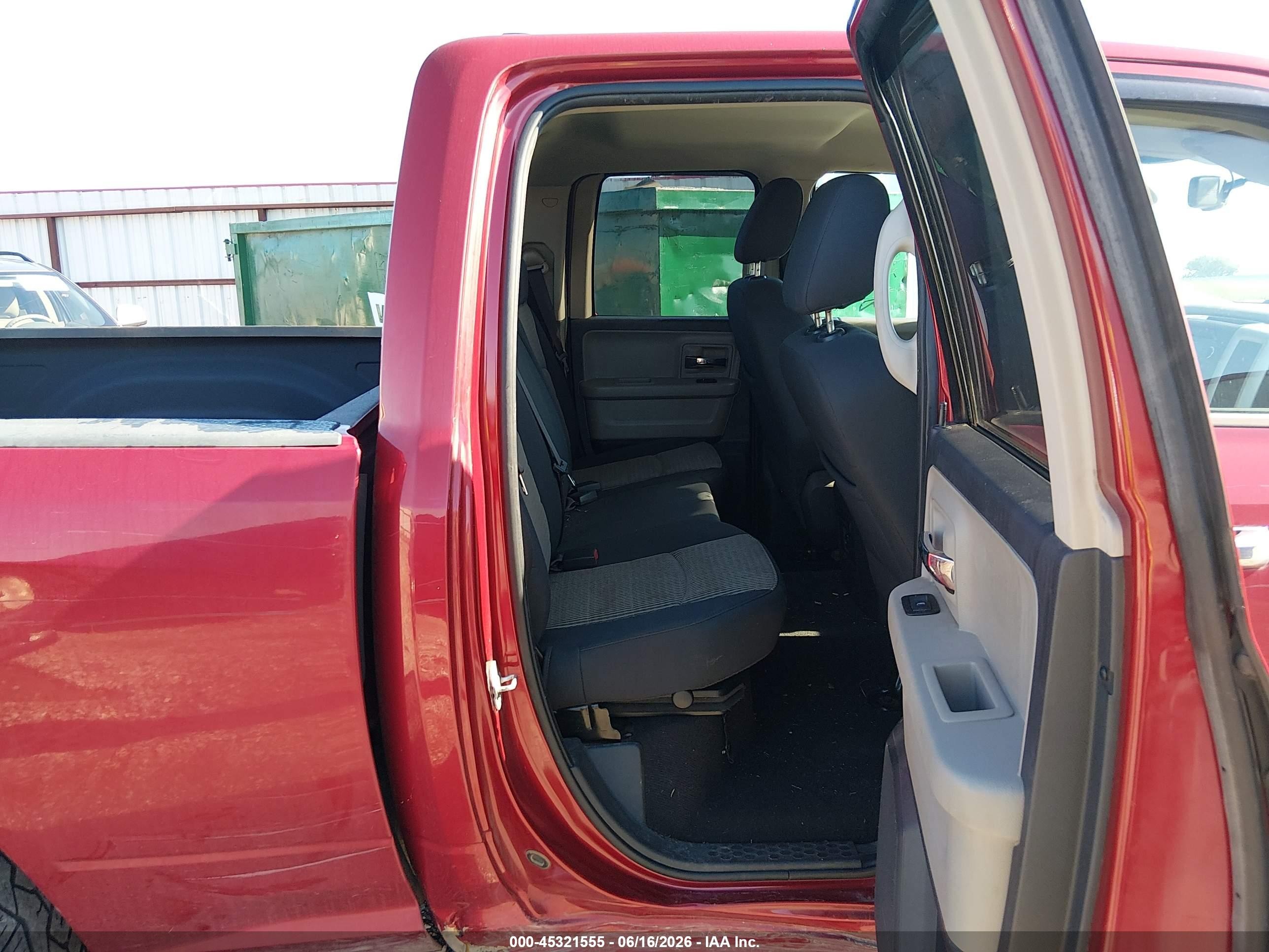 2009 Dodge Ram 1500 Slt/sport/trx Red vin: 1D3HB18T89S706689