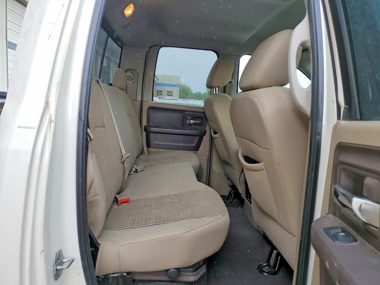 2009 Dodge Ram 1500 White vin: 1D3HB18T89S727316