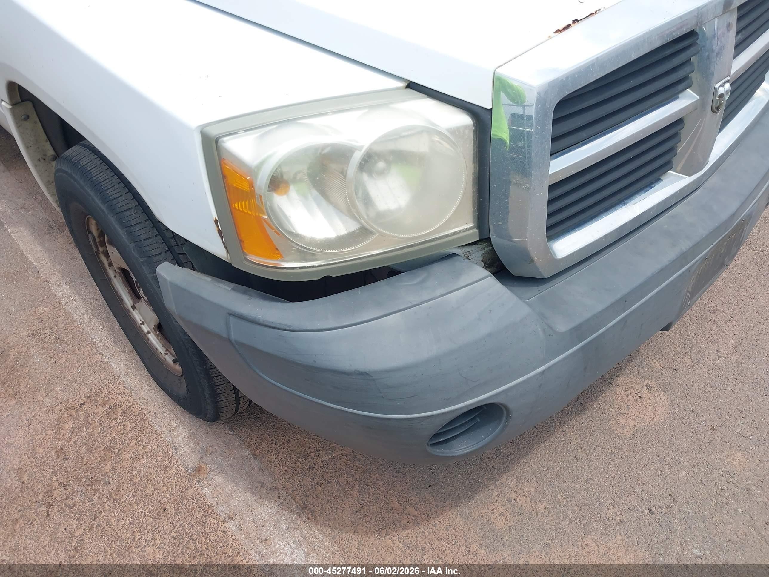 2007 Dodge Dakota St White vin: 1D3HE22K17S172462