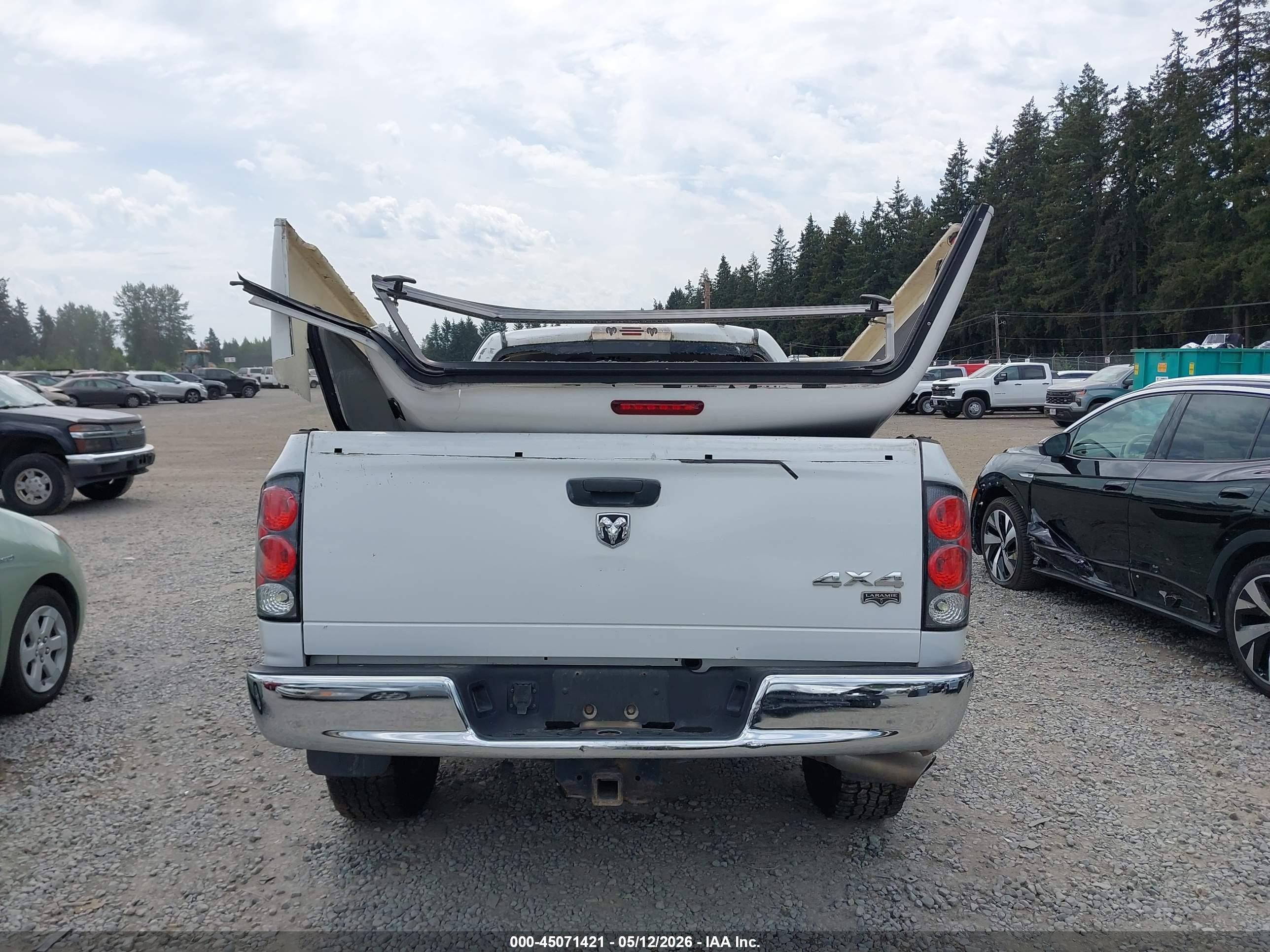 2006 Dodge Ram 1500 Laramie Белый vin: 1D3HU18256J207044