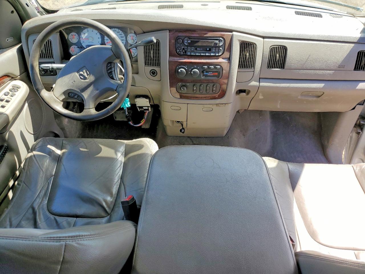 2003 Dodge Ram 1500 St Серебряный vin: 1D3HU18D33J585621
