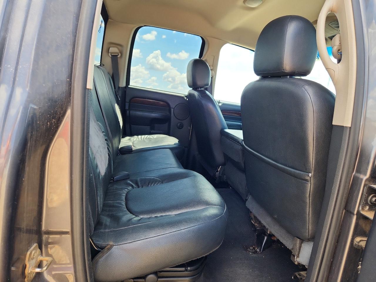 2003 Dodge Ram 1500 St/slt Gray vin: 1D3HU18D63J660554