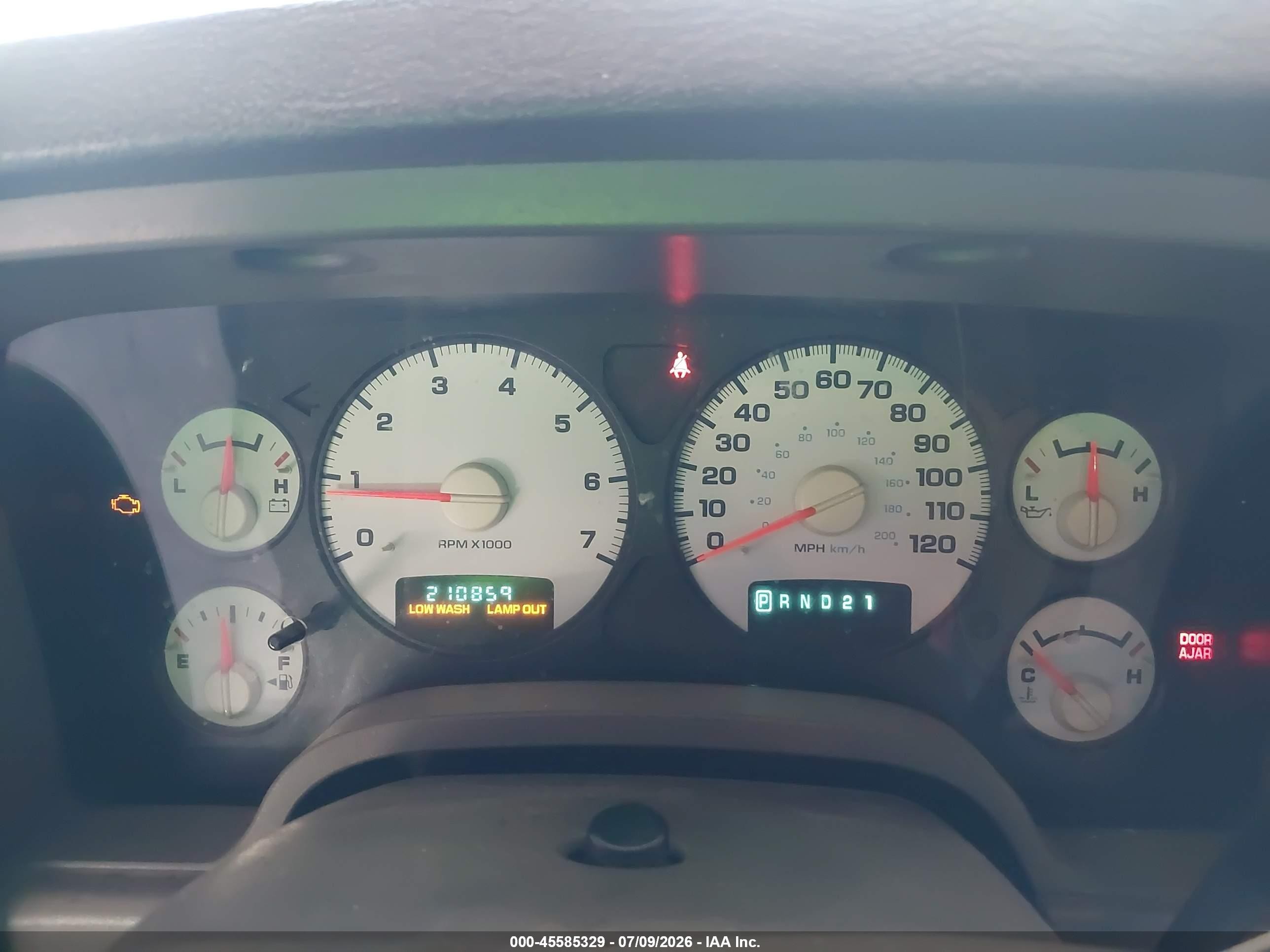 2004 Dodge Ram 1500 Slt/laramie Red vin: 1D3HU18D84J174846