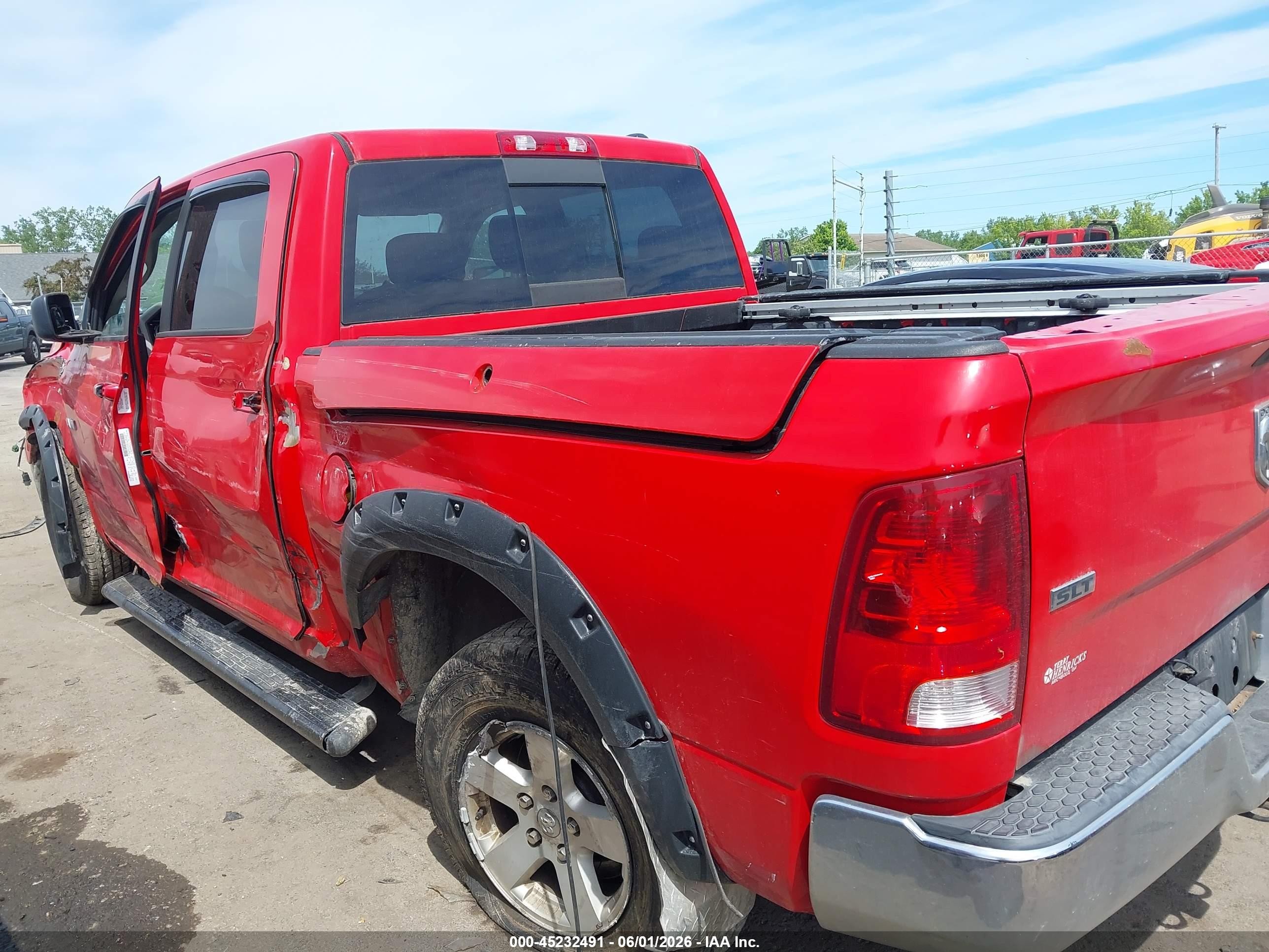 2009 Dodge Ram 1500 Slt/sport/trx Red vin: 1D3HV13P39J524261