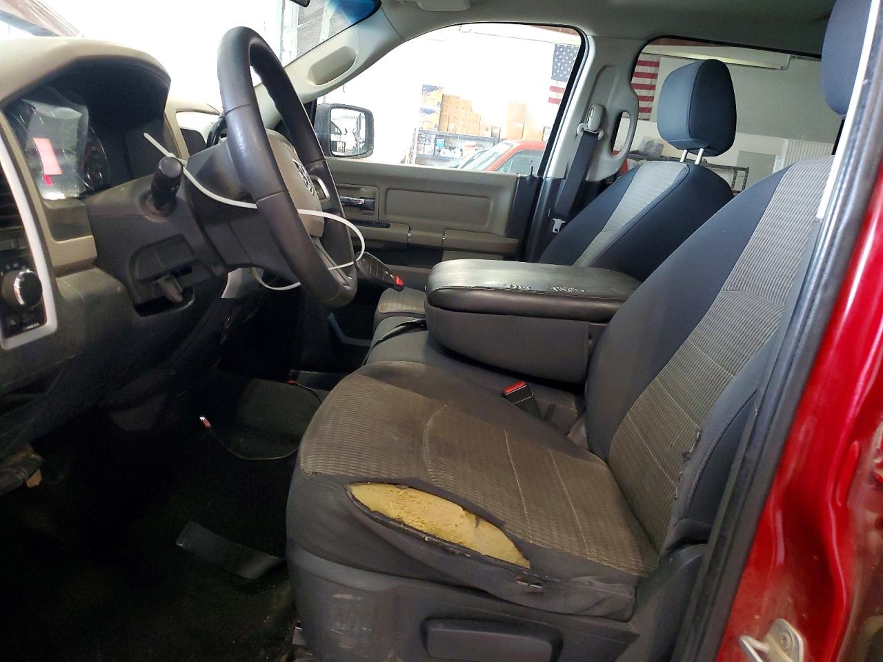 2009 Dodge Ram 1500 Red vin: 1D3HV13P59S741952