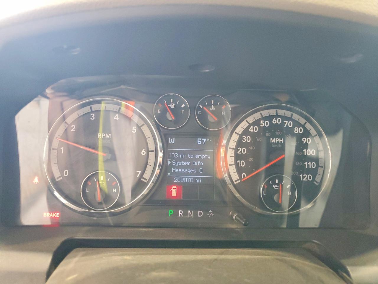 2009 Dodge Ram 1500 Red vin: 1D3HV13P59S741952