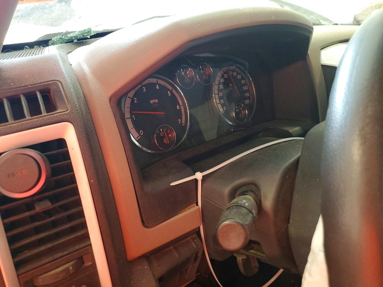 2009 Dodge Ram 1500 Серебряный vin: 1D3HV13P79S771129