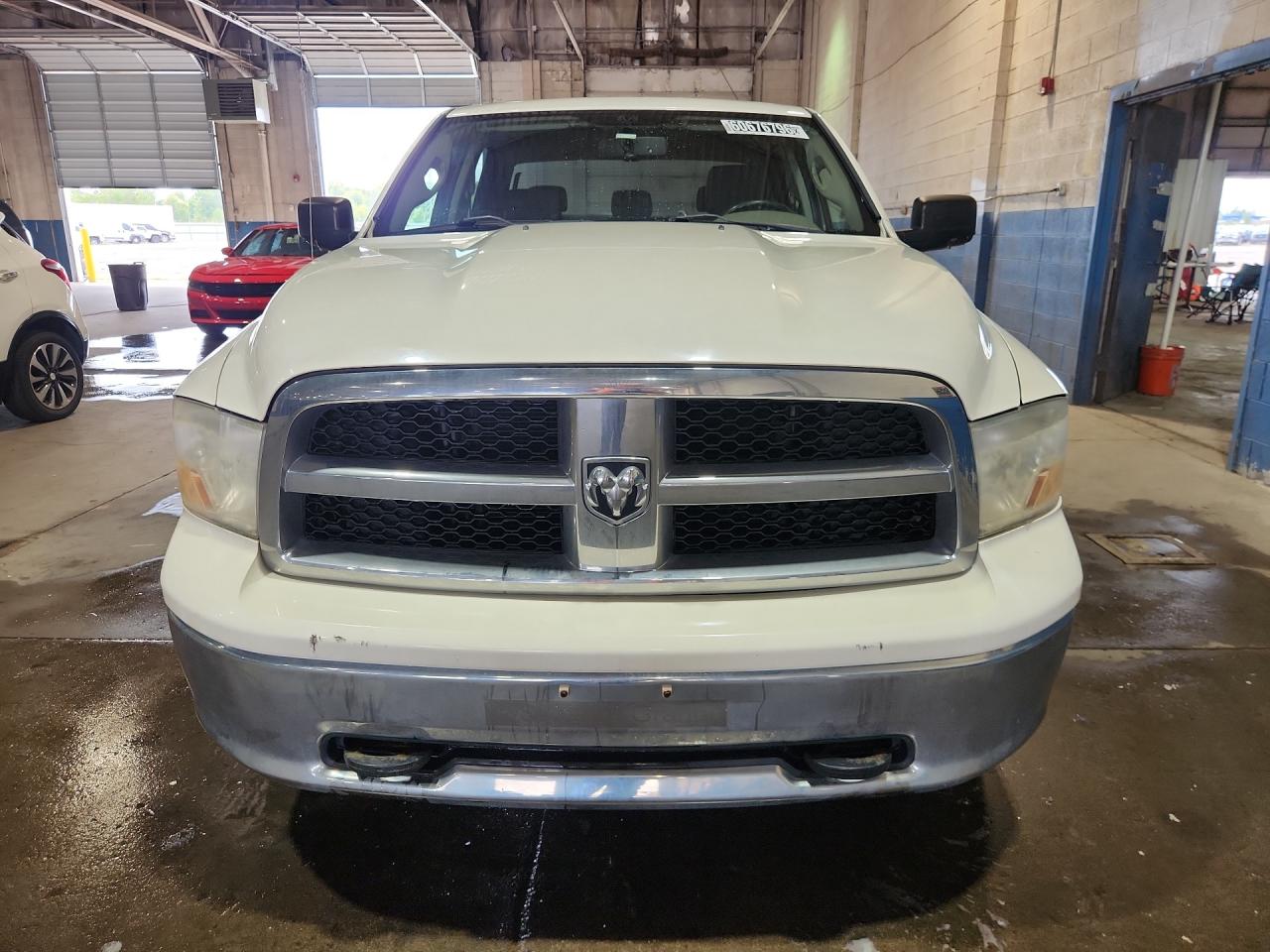 2009 Dodge Ram 1500 Slt White vin: 1D3HV13P99S742022 Damage: Front Bumper Cover Upper, Scraped, 1 To 2 Inches