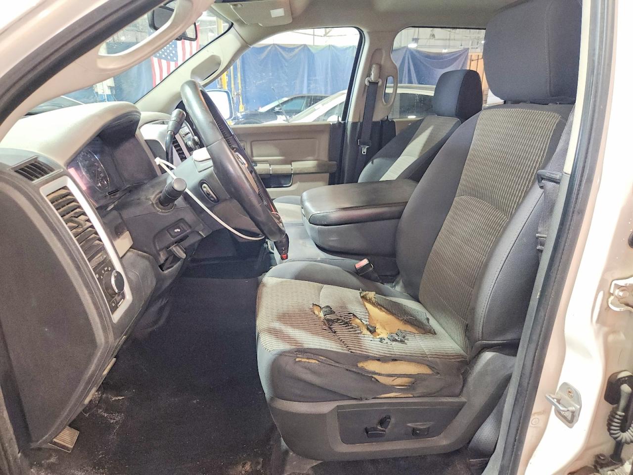 2009 Dodge Ram 1500 Slt White vin: 1D3HV13P99S742022