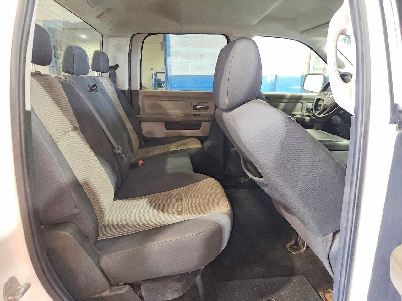 2009 Dodge Ram 1500 Slt White vin: 1D3HV13P99S742022