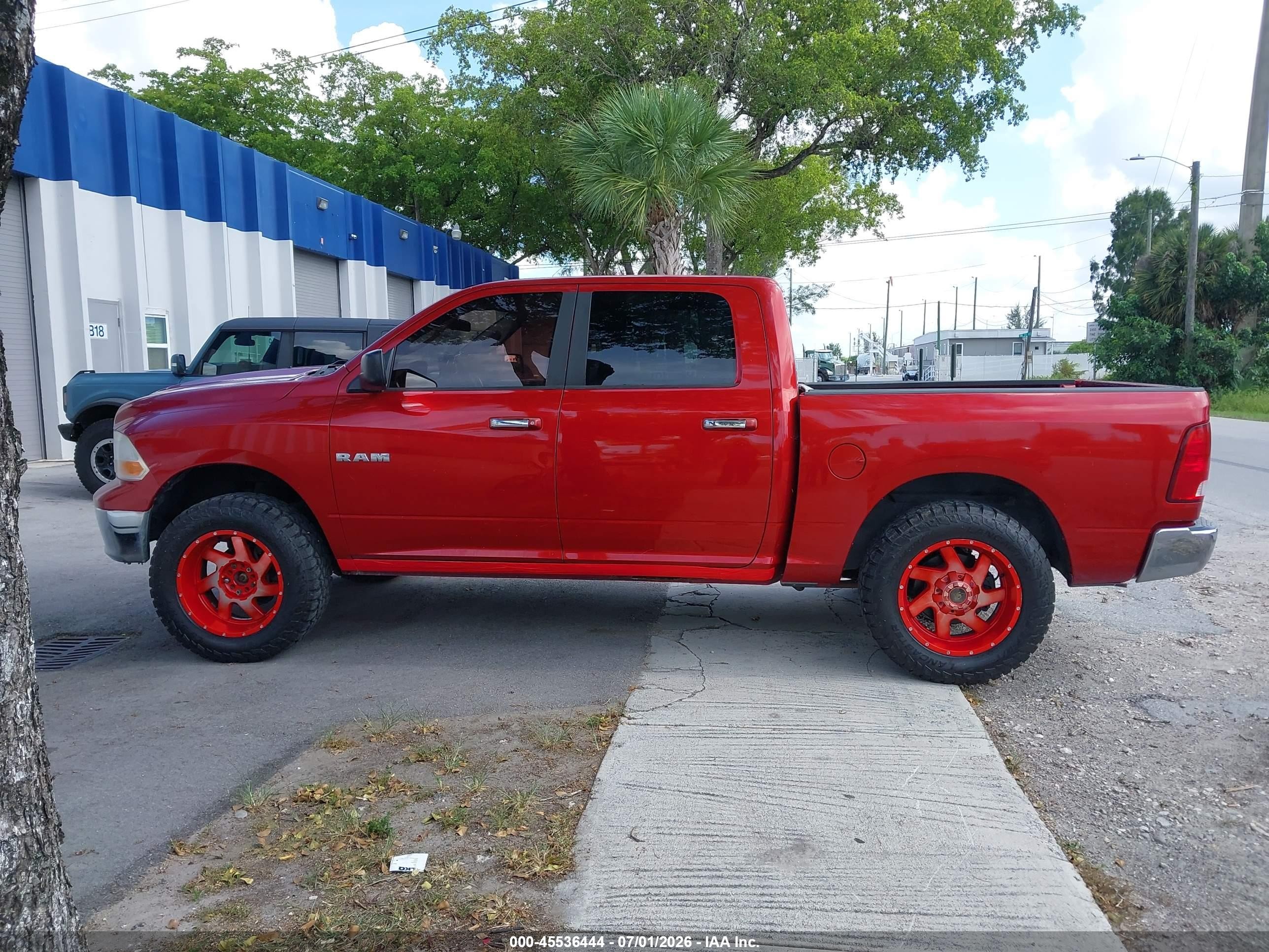 2009 Dodge Ram 1500 Slt/sport/trx Burgundy vin: 1D3HV13P99S793794