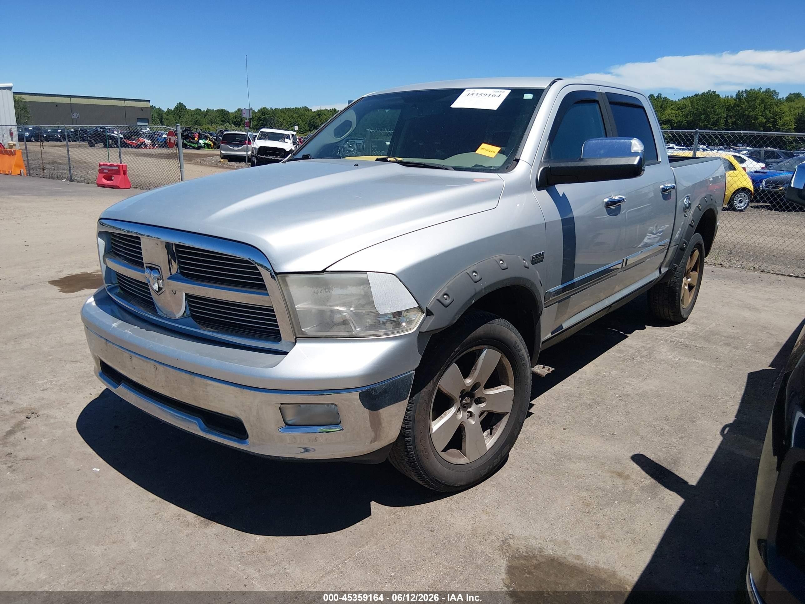 2009 Dodge Ram 1500 Slt/sport/trx Silver vin: 1D3HV13T19S770071