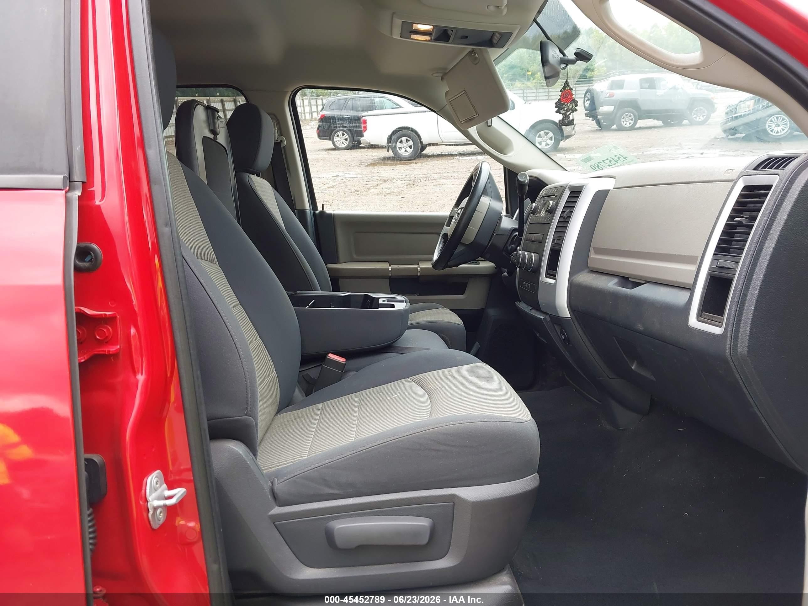 2009 Dodge Ram 1500 Slt/sport/trx Red vin: 1D3HV13T39J513533