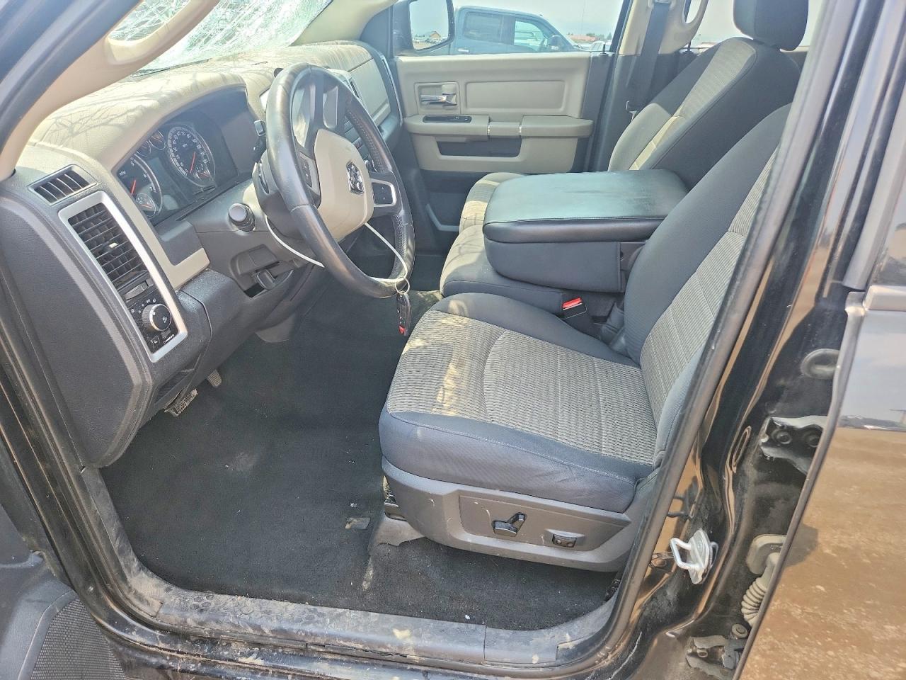 2009 Dodge Ram 1500 Black vin: 1D3HV13T39S718943