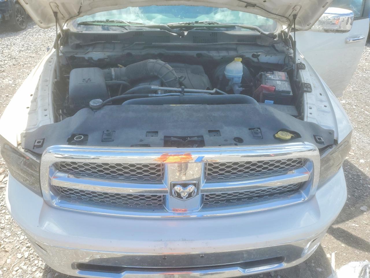 2009 Dodge Ram 1500 White vin: 1D3HV13T39S755569