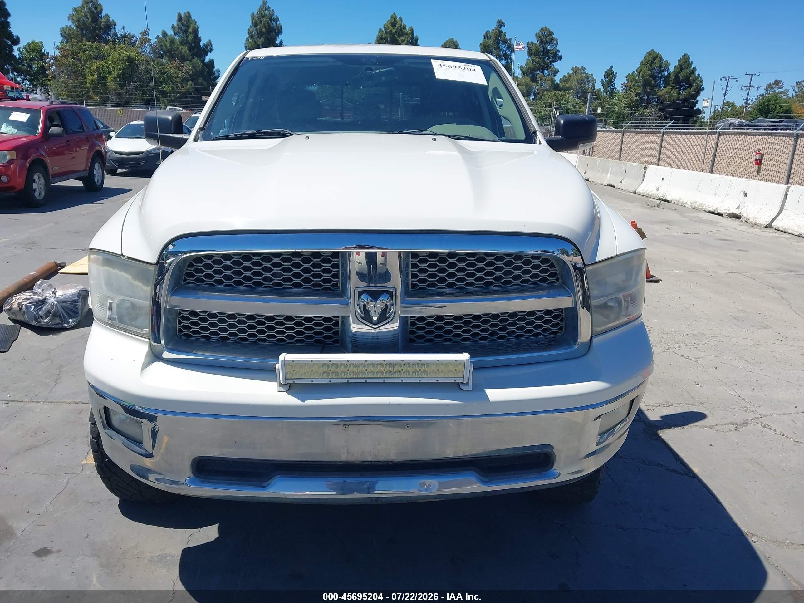 2009 Dodge Ram 1500 Slt/sport/trx White vin: 1D3HV13T49S775703