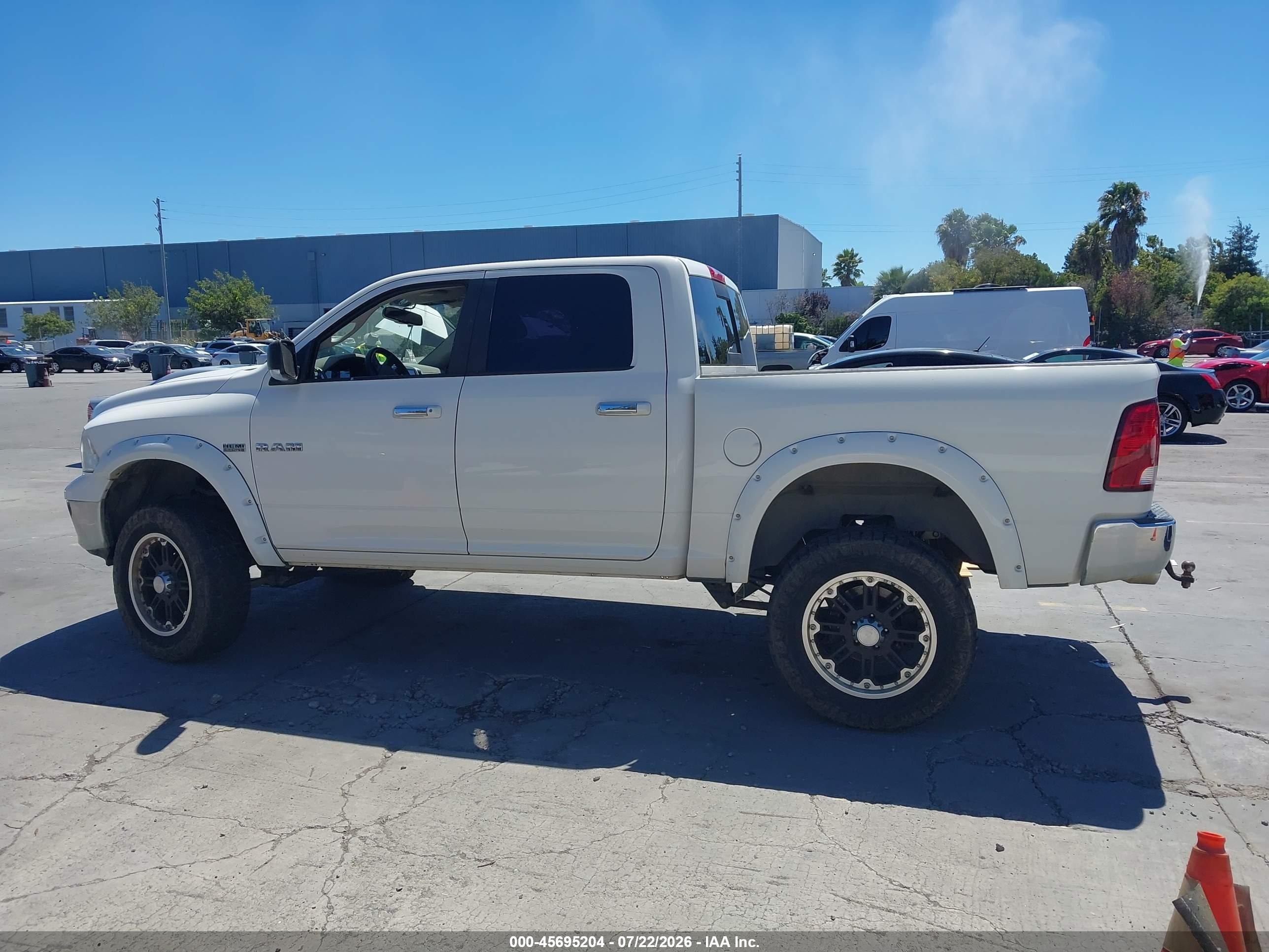2009 Dodge Ram 1500 Slt/sport/trx White vin: 1D3HV13T49S775703