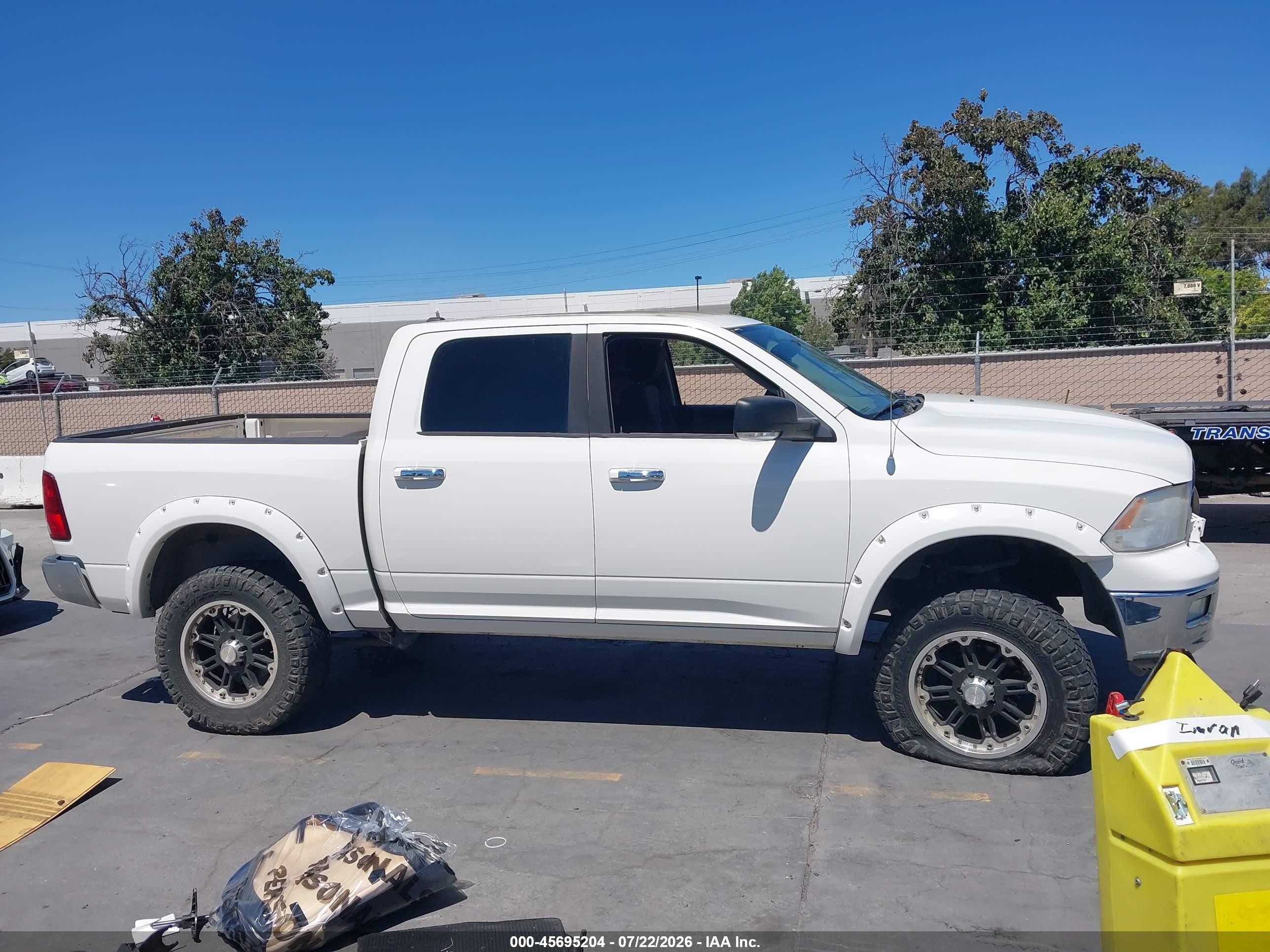 2009 Dodge Ram 1500 Slt/sport/trx White vin: 1D3HV13T49S775703