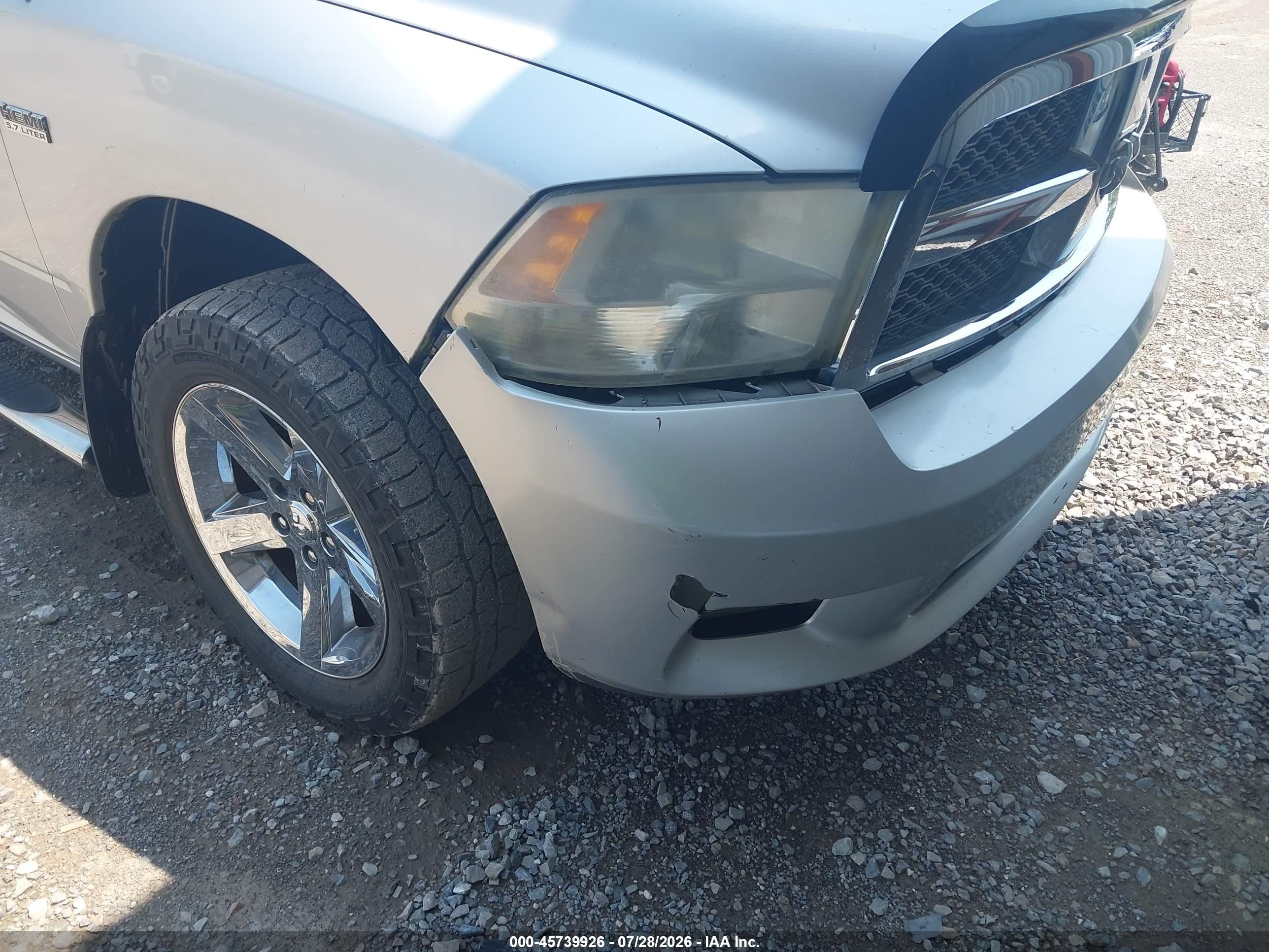 2009 Dodge Ram 1500 Slt/sport/trx Silver vin: 1D3HV13T59S741799