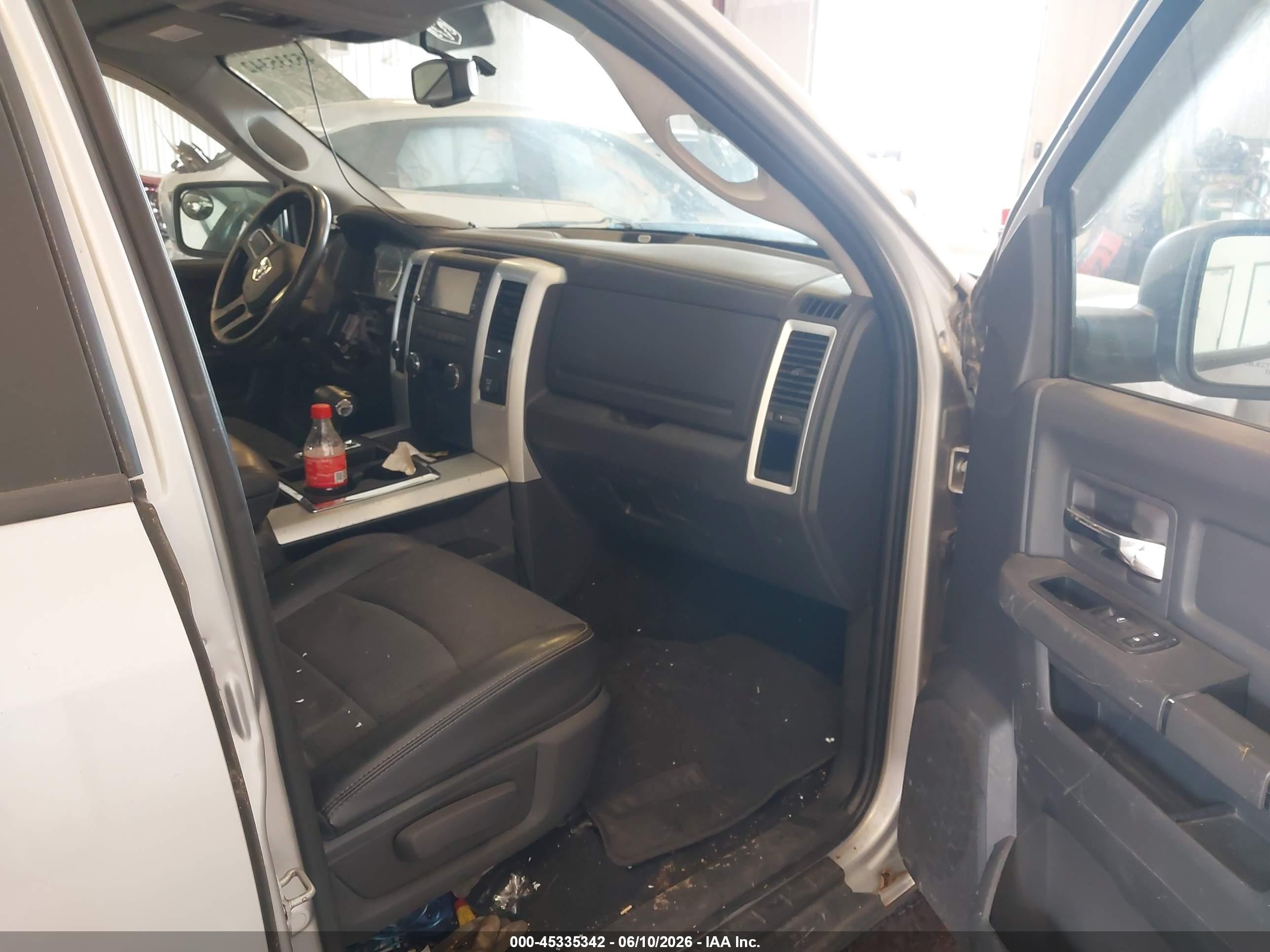 2009 Dodge Ram 1500 Slt/sport/trx Silver vin: 1D3HV13T59S787519