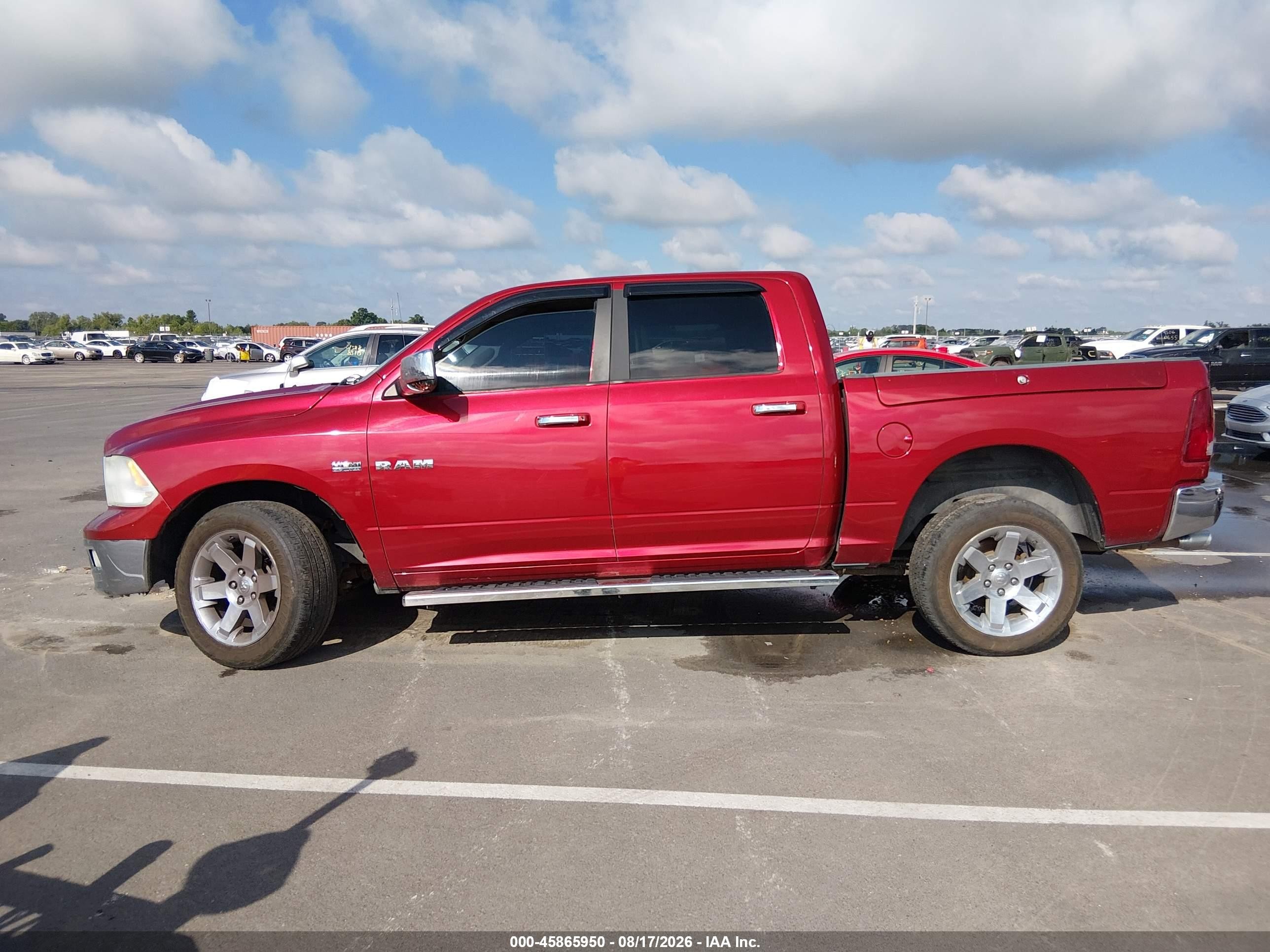 2009 Dodge Ram 1500 Laramie Красный vin: 1D3HV13T69J521139