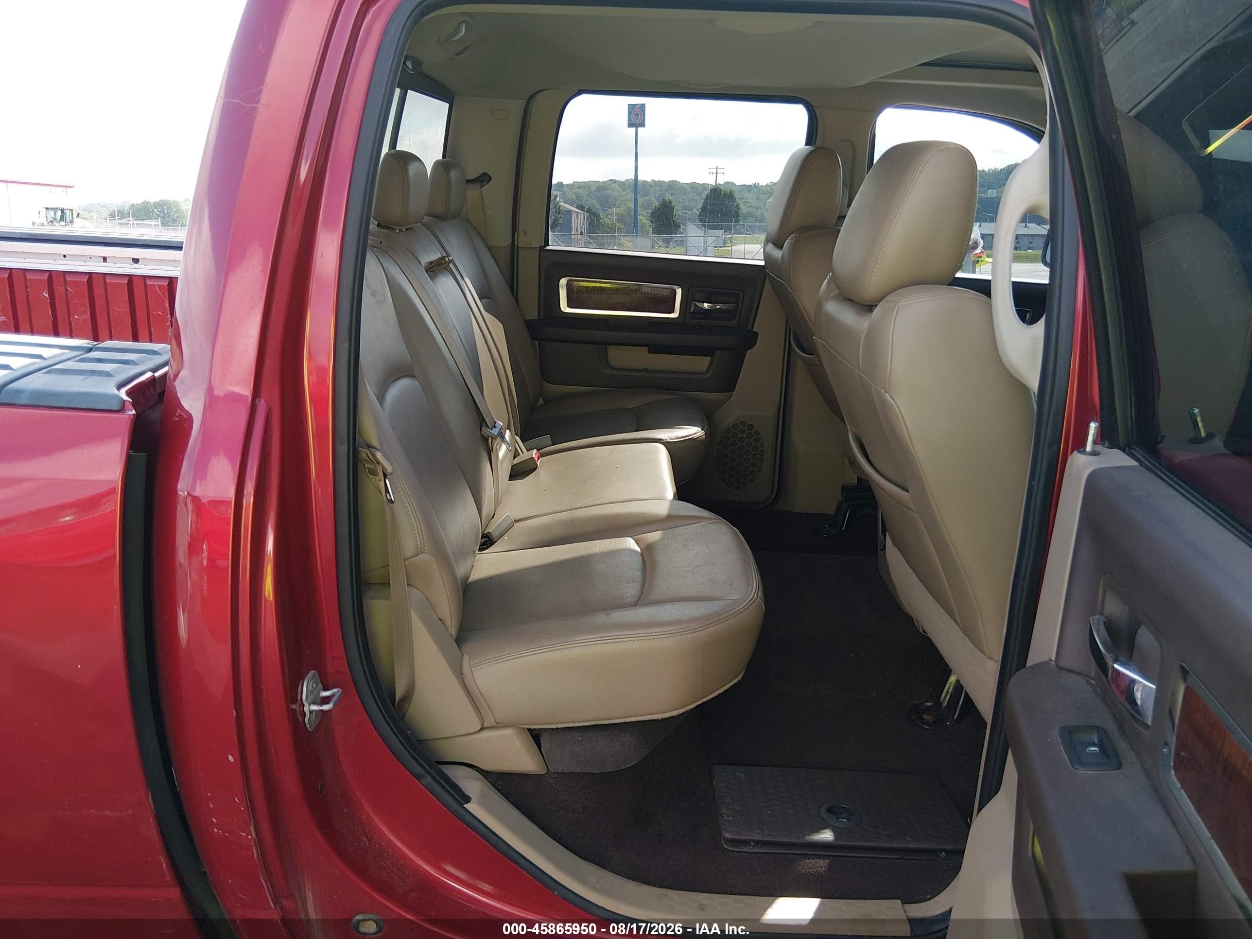 2009 Dodge Ram 1500 Laramie Красный vin: 1D3HV13T69J521139
