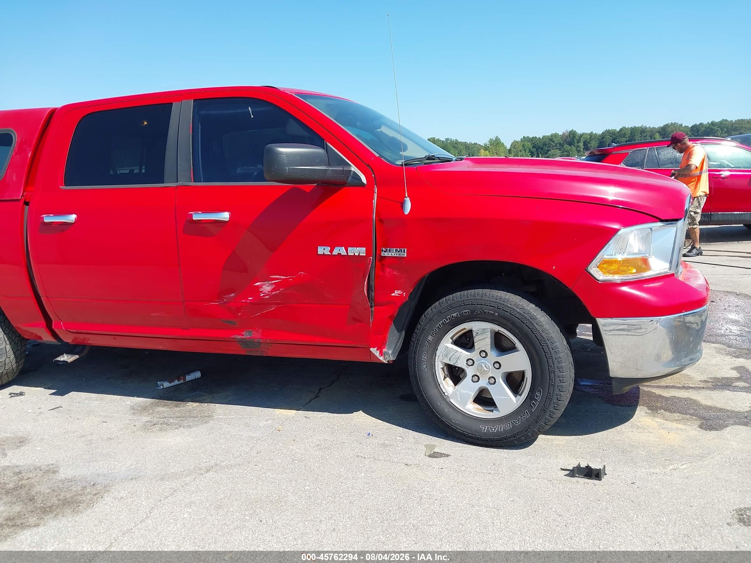 2009 Dodge Ram 1500 Slt/sport/trx Red vin: 1D3HV13T69J521965