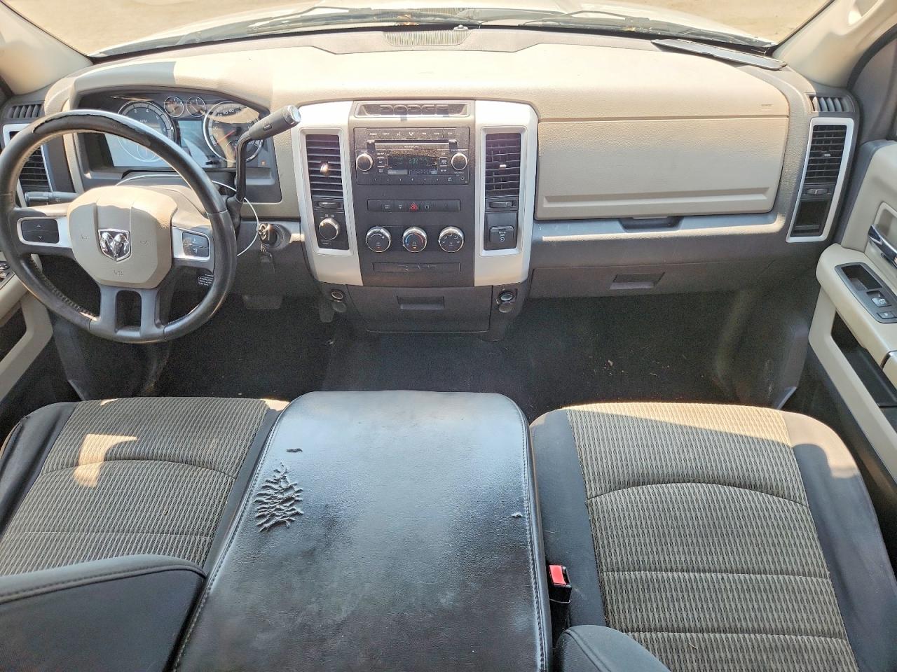 2009 Dodge Ram 1500 Silver vin: 1D3HV13T79J527256