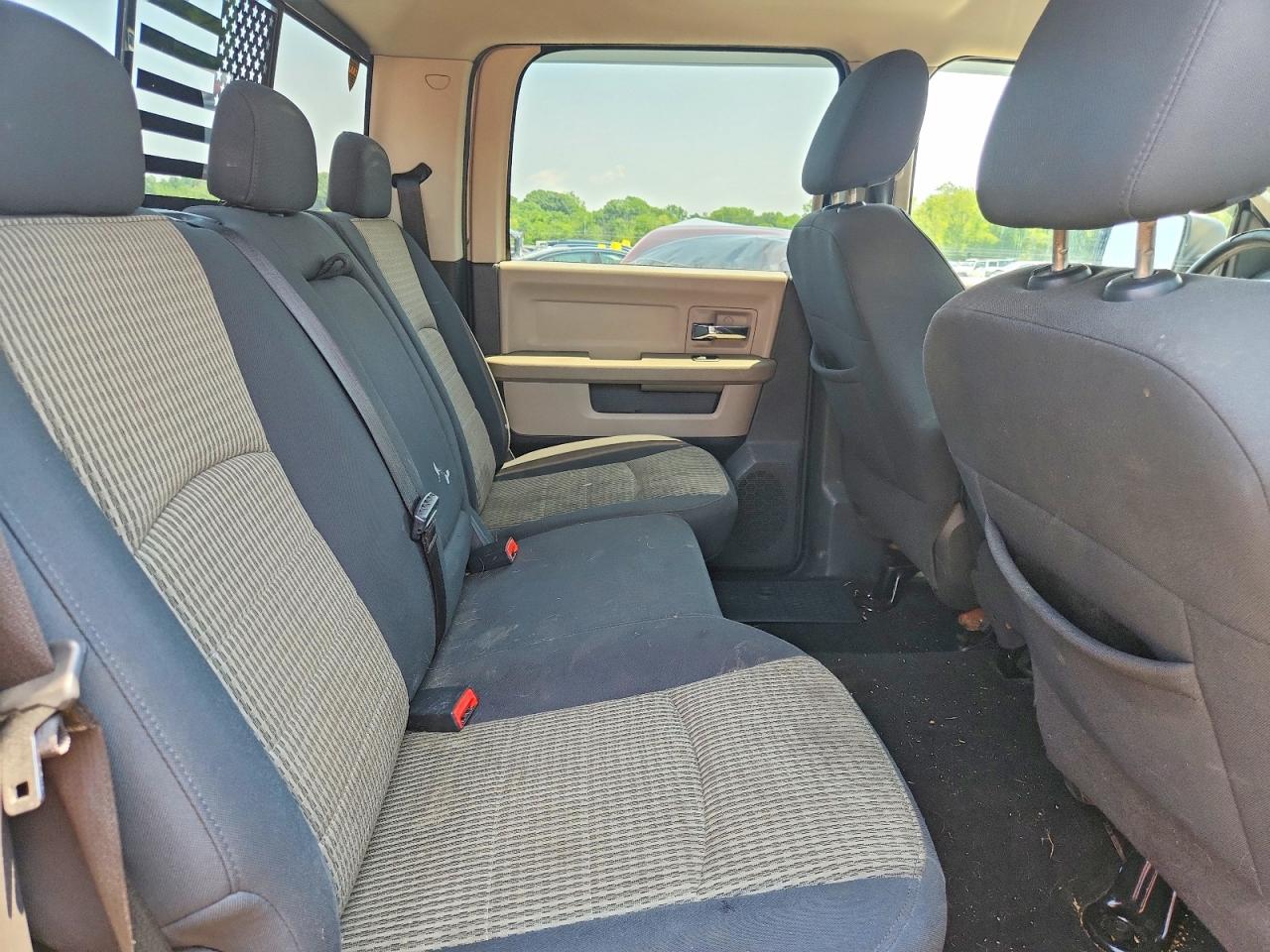 2009 Dodge Ram 1500 Silver vin: 1D3HV13T79J527256