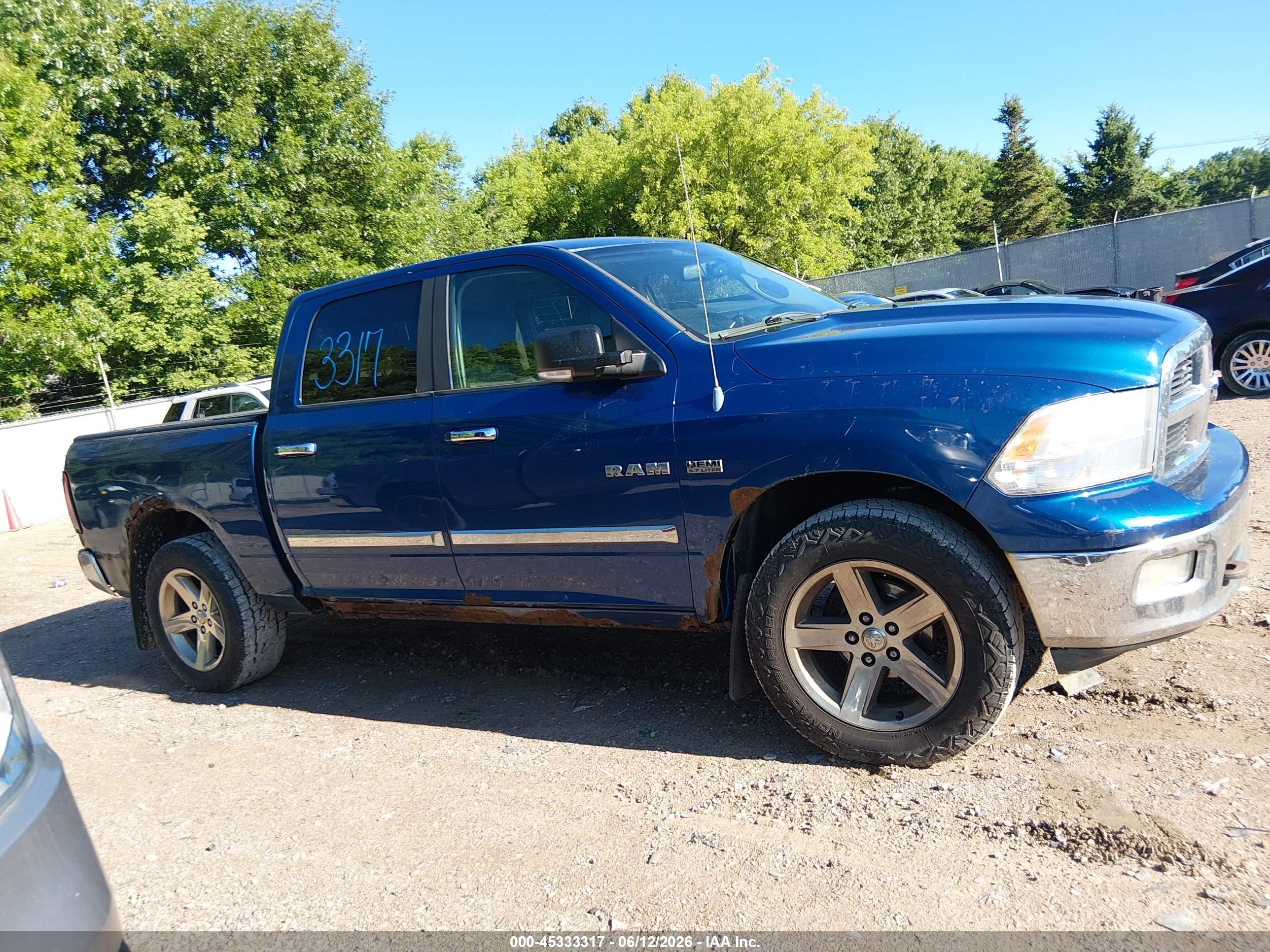 2009 Dodge Ram 1500 Slt/sport/trx Blue vin: 1D3HV13T89S707159