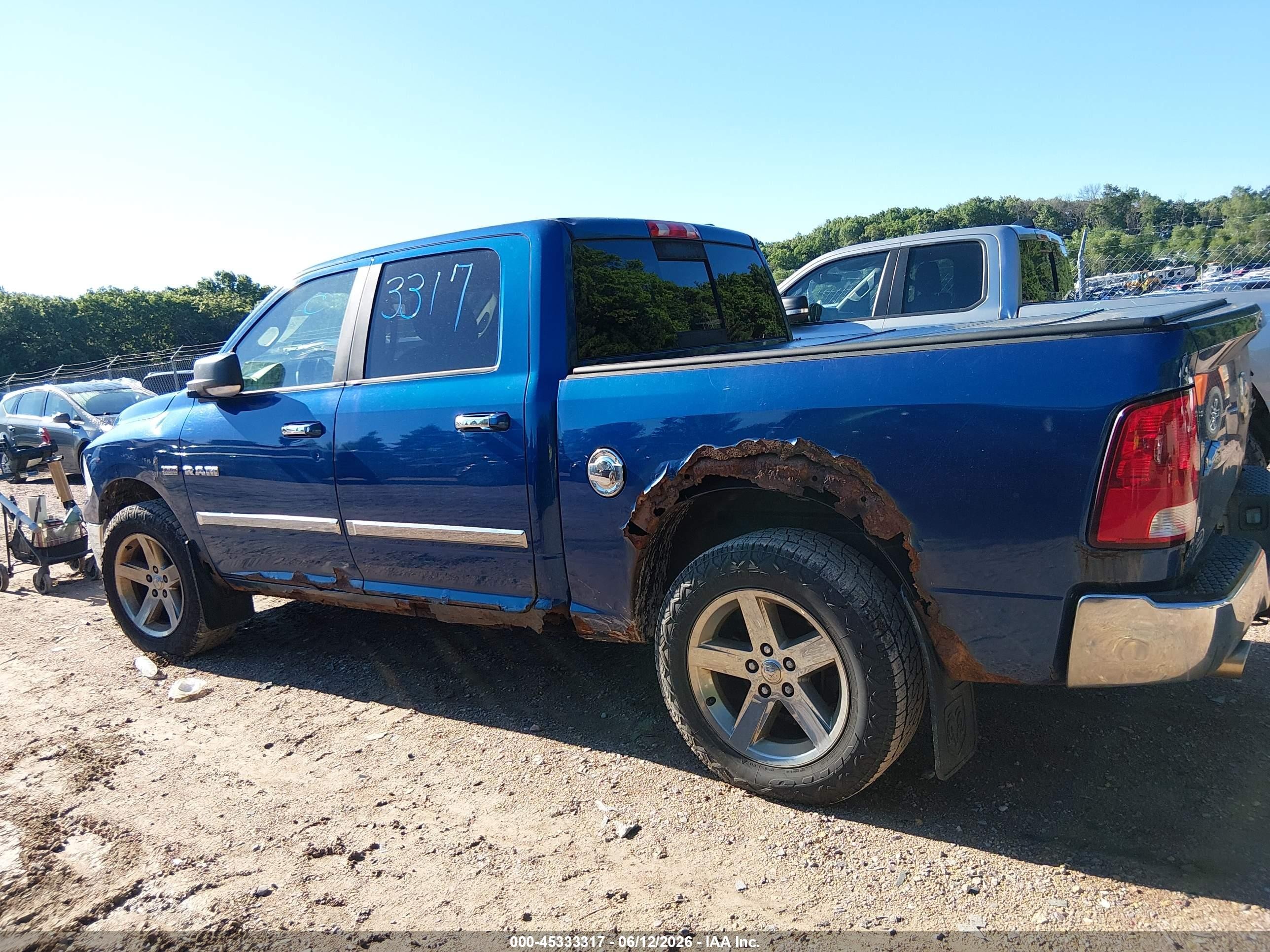 2009 Dodge Ram 1500 Slt/sport/trx Blue vin: 1D3HV13T89S707159