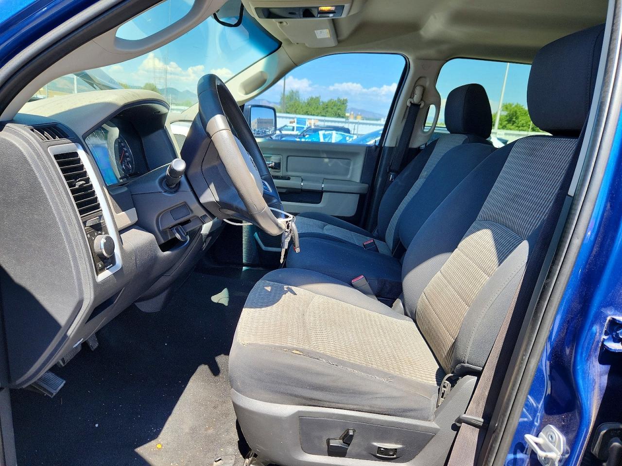 2009 Dodge Ram 1500 Blue vin: 1D3HV13T89S721899