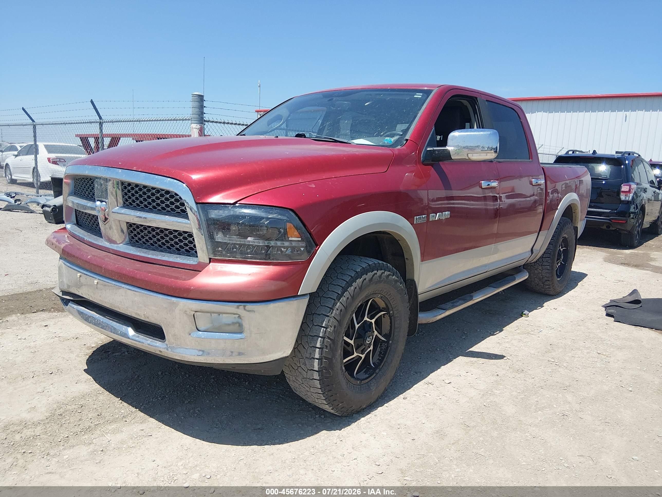 2009 Dodge Ram 1500 Laramie Красный vin: 1D3HV13TX9S785586