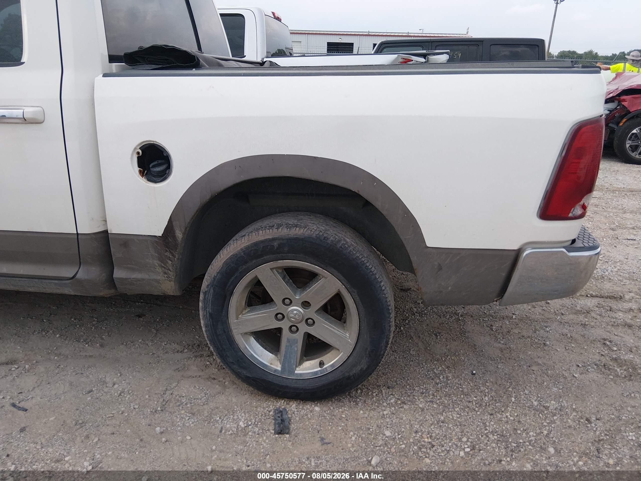 2009 Dodge Ram 1500 Slt/sport/trx White vin: 1D3HV13TX9S805612