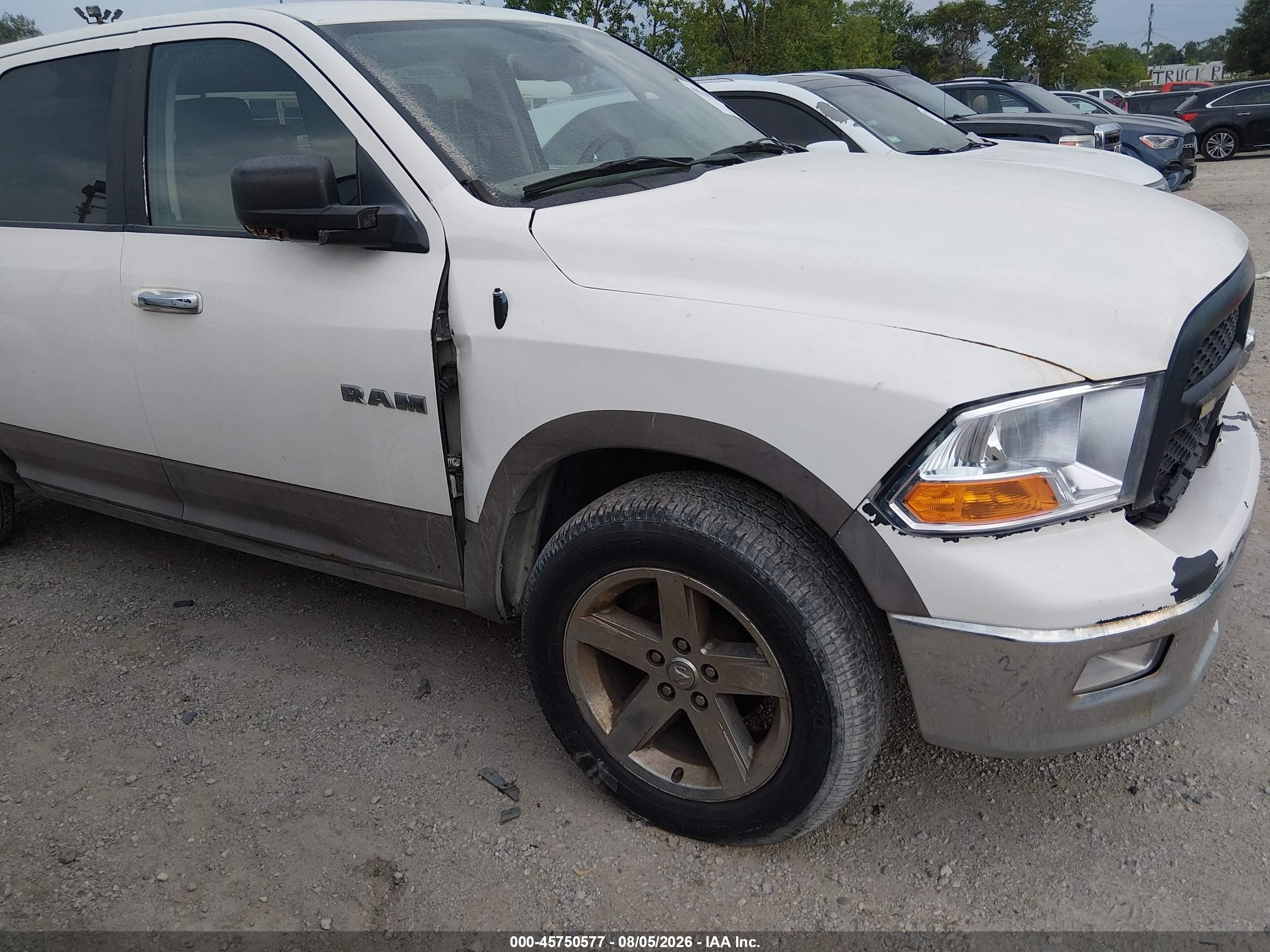 2009 Dodge Ram 1500 Slt/sport/trx White vin: 1D3HV13TX9S805612