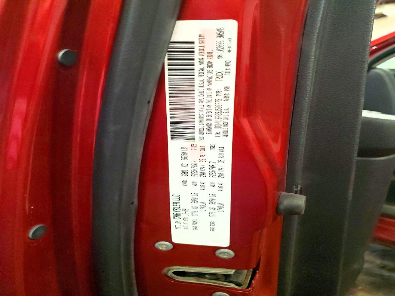 2009 Dodge Ram 1500 Red vin: 1D3HV16P89J500775